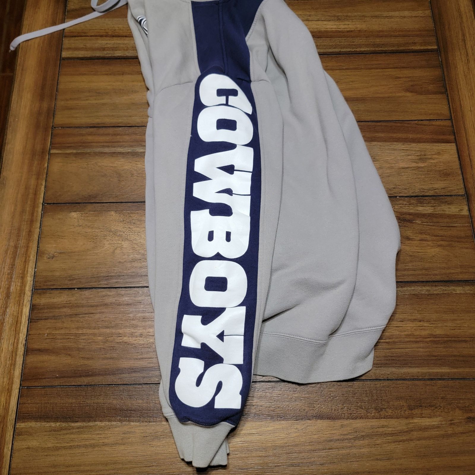 Reebok Reebok NFL Team Apparel Dallas Cowboys LS Hoodie - Size XL Size US XL / EU 56 / 4 - 3 Thumbnail