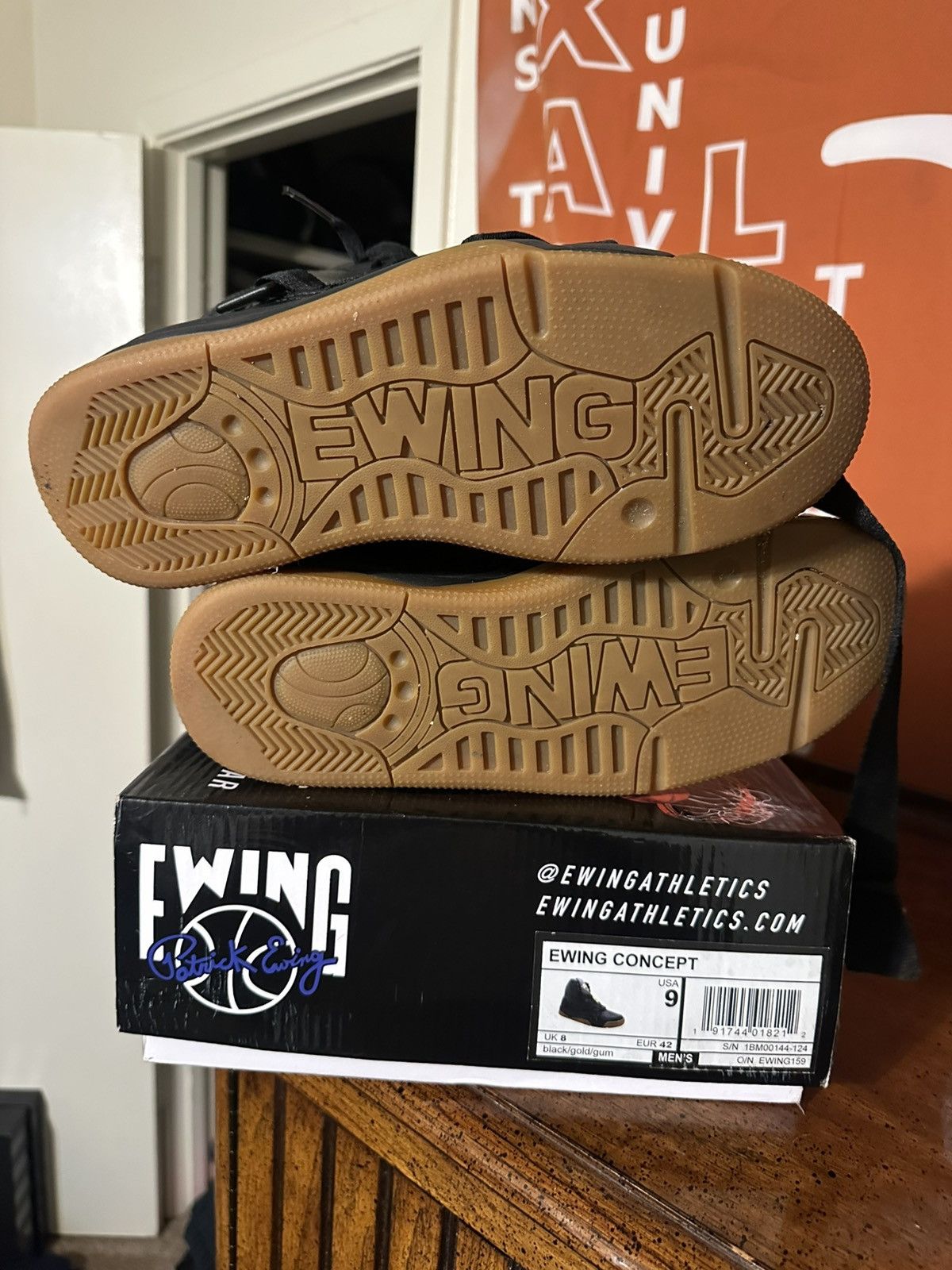 NBA × Vintage Vintage NBA Patrick Ewing concept 00s size 9 Size US 9 / EU 42 - 6 Thumbnail