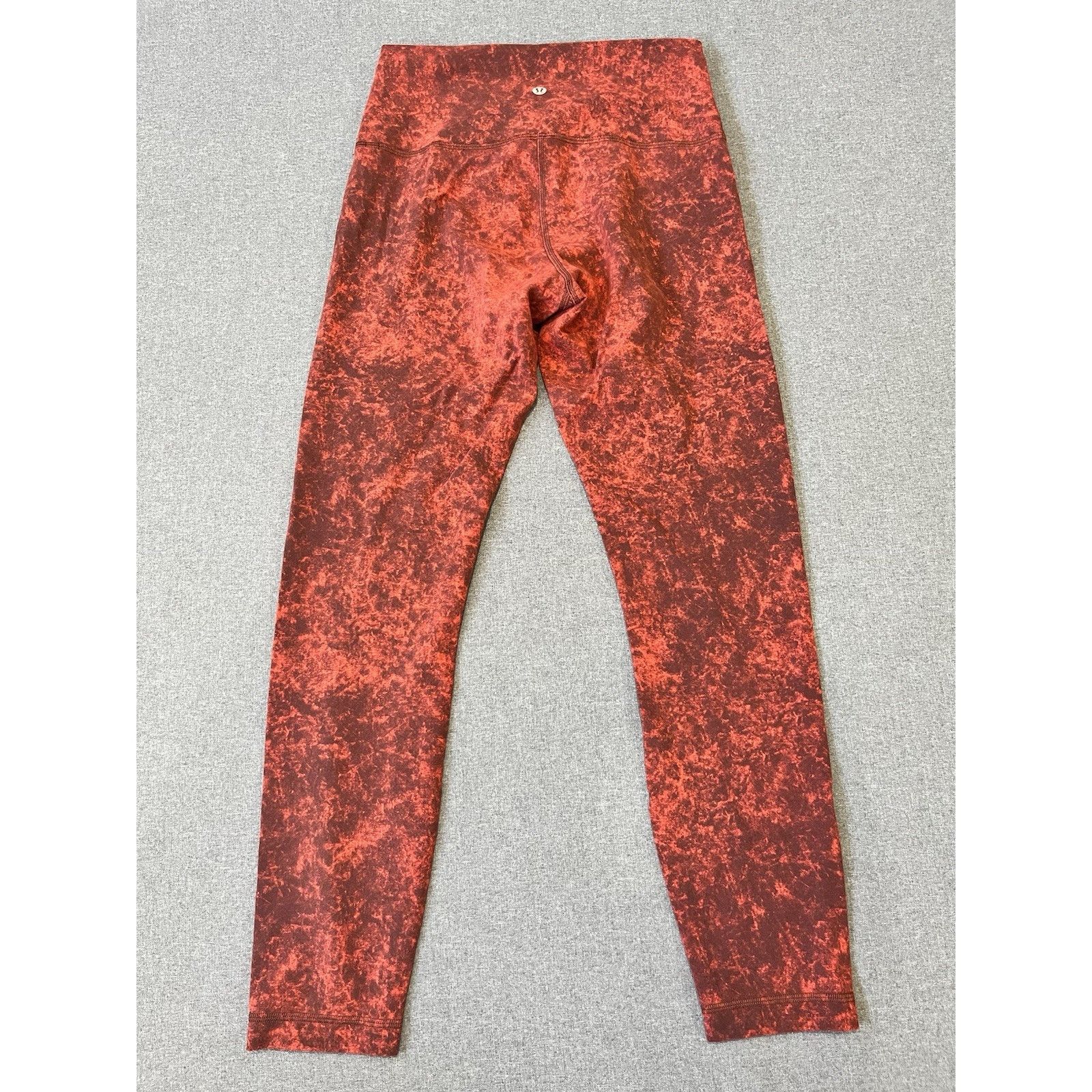 Lululemon Lululemon Size 6 Wunder Train HR Tight 25" Denim Wash Print Size 28" / US 6 / IT 42 - 2 Thumbnail