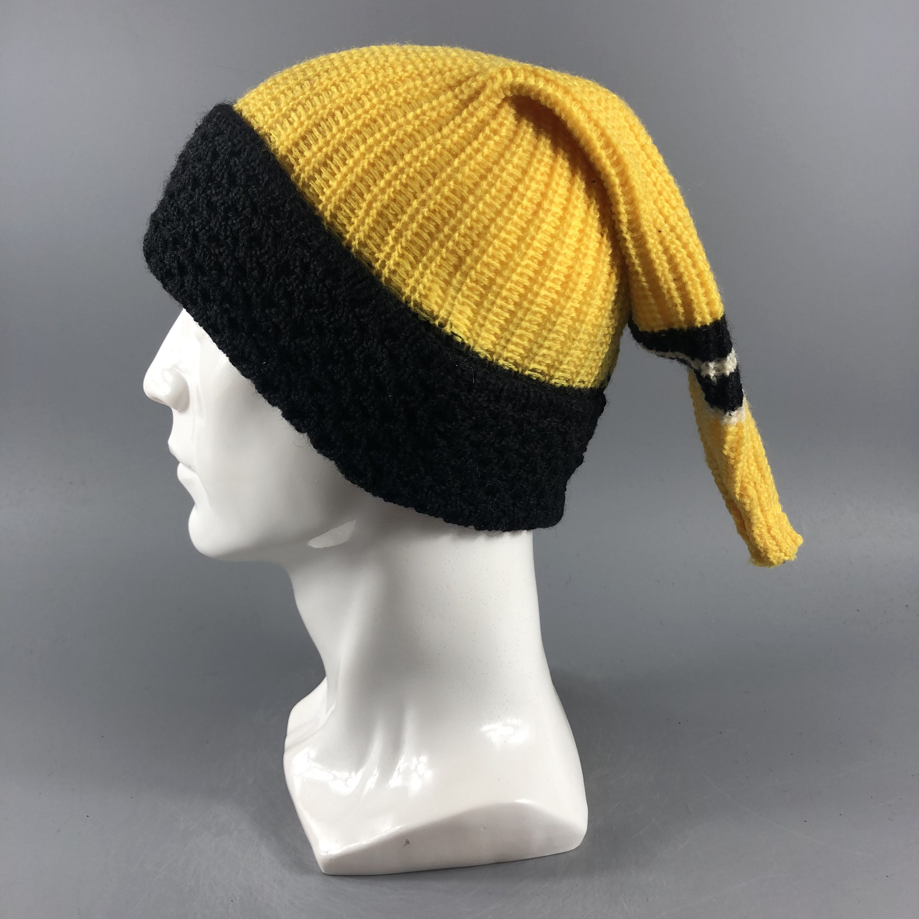 Japanese Brand × Vintage Unknown Minimalist Beanie Snow Hat Snow Cap -D053 Size ONE SIZE - 1 Thumbnail