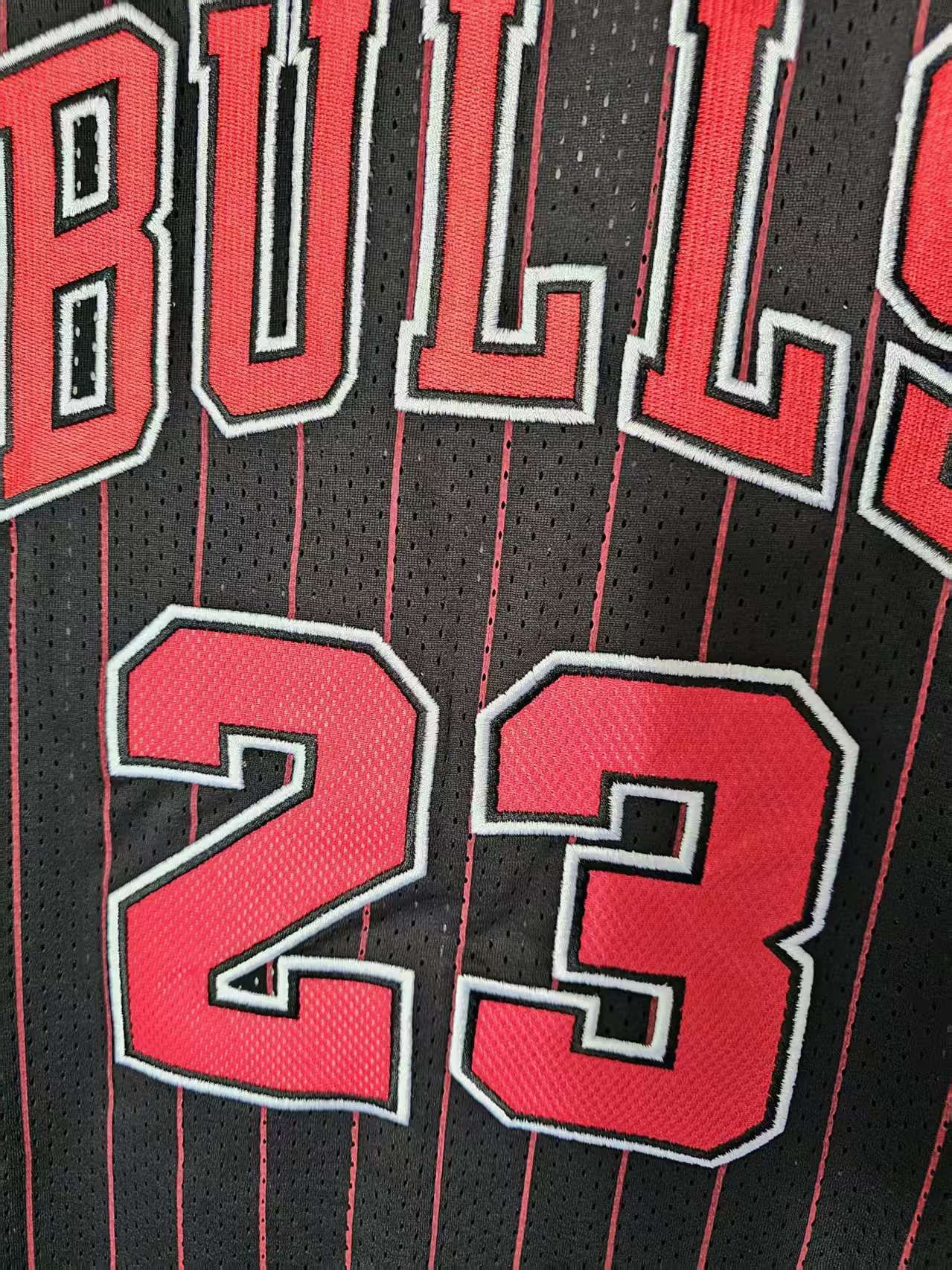 NBA Michael Jordan Jersey Chicago Bulls 23 Double Stitched Size US XL / EU 56 / 4 - 3 Thumbnail