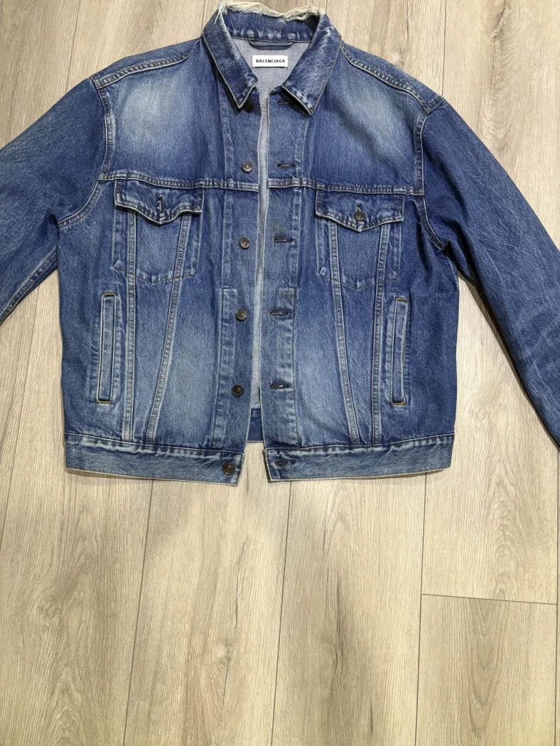 Balenciaga Balenciaga Oversized Denim Jacket Size US S / EU 44-46 / 1 - 1 Thumbnail