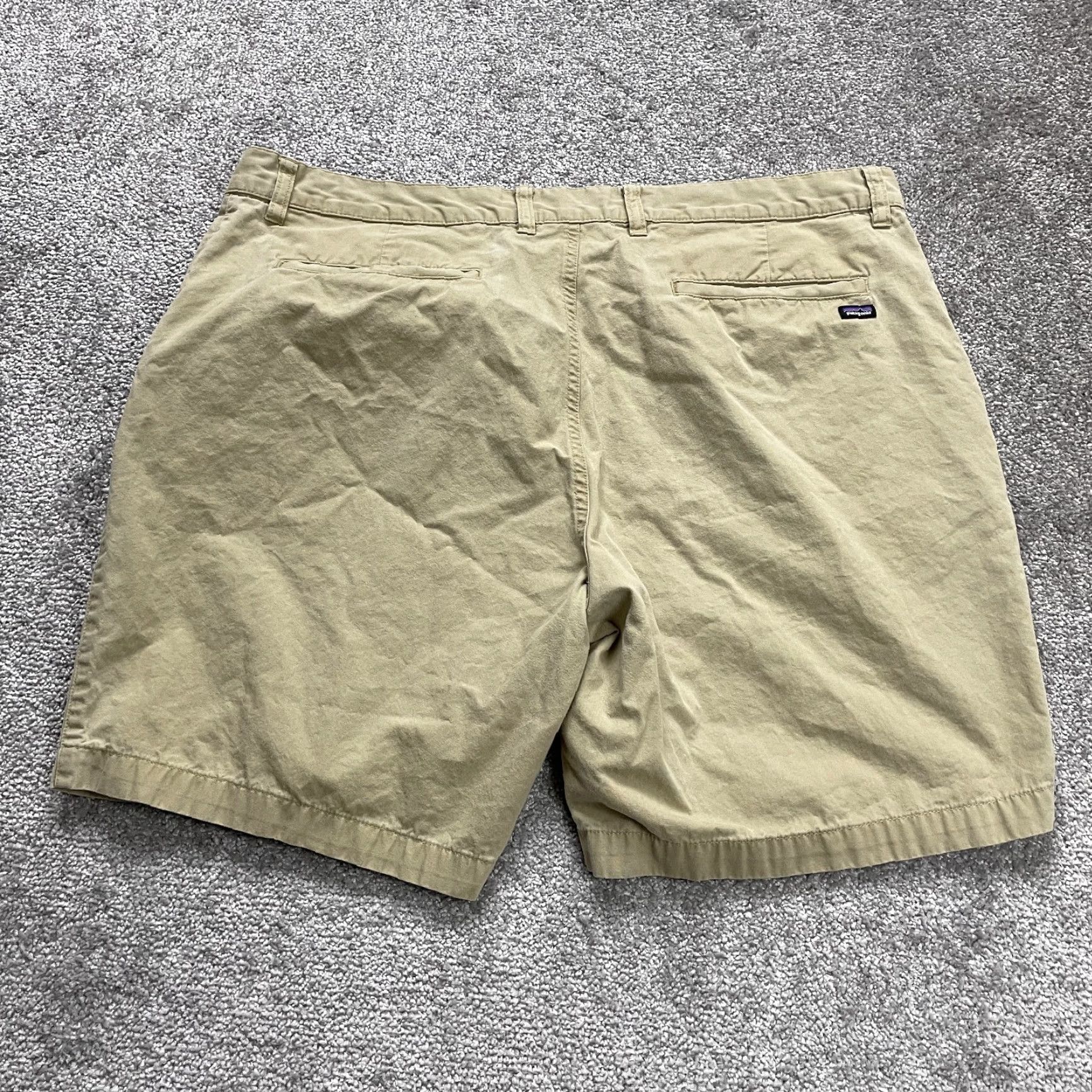 Patagonia Patagonia Shorts Mens 38 Chino Brown Flat Front Zip Slash Pocket Cotton 38x8 Casual Travel Outdoor Classic Mens Size US 38 / EU 54 - 2 Thumbnail