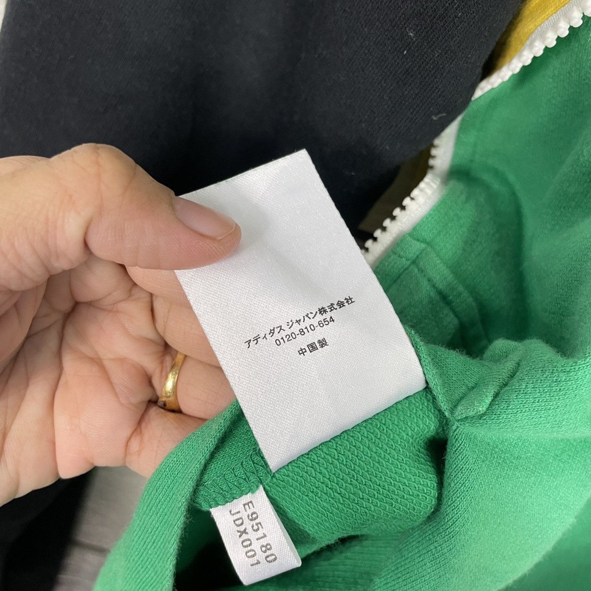 Adidas Adidas Color Block Reversible Zipper Hoodie Jacket Size US S / EU 44-46 / 1 - 21 Thumbnail