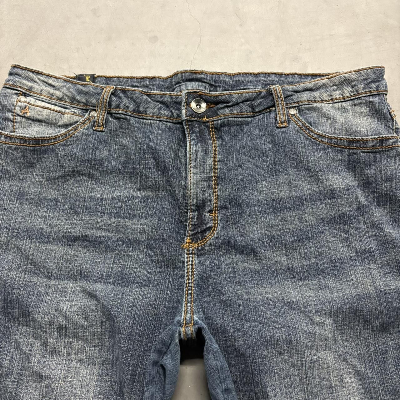 Vintage Crazy Vintage Y2K/2000s Flare Grunge Dark Wash Denim Jeans! Size US 36 / EU 52 - 4 Thumbnail