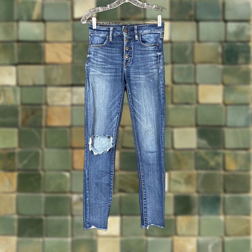 American Eagle Outfitters AMERICAN EAGLE Next Level Stretch Hi-Rise Crop Jegging Distressed Jeans Women’s 2 Blue Size 26" / US 2 / IT 38 - 1 Thumbnail