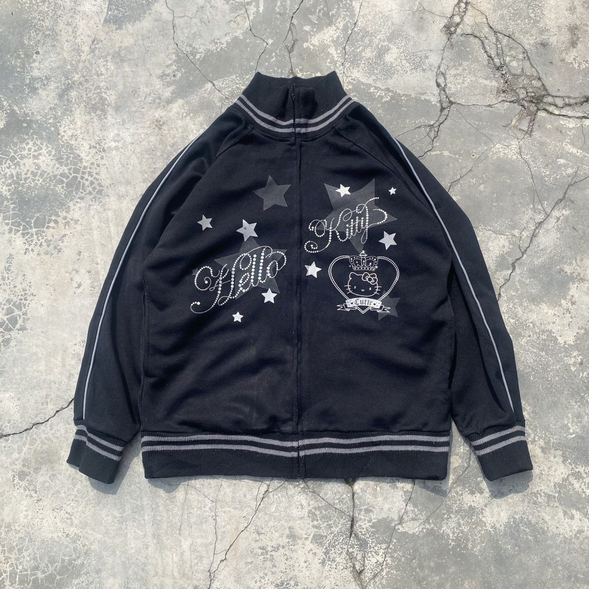 Anime Hello Kitty BLACK sweater Size US M / EU 48-50 / 2 - 1 Thumbnail