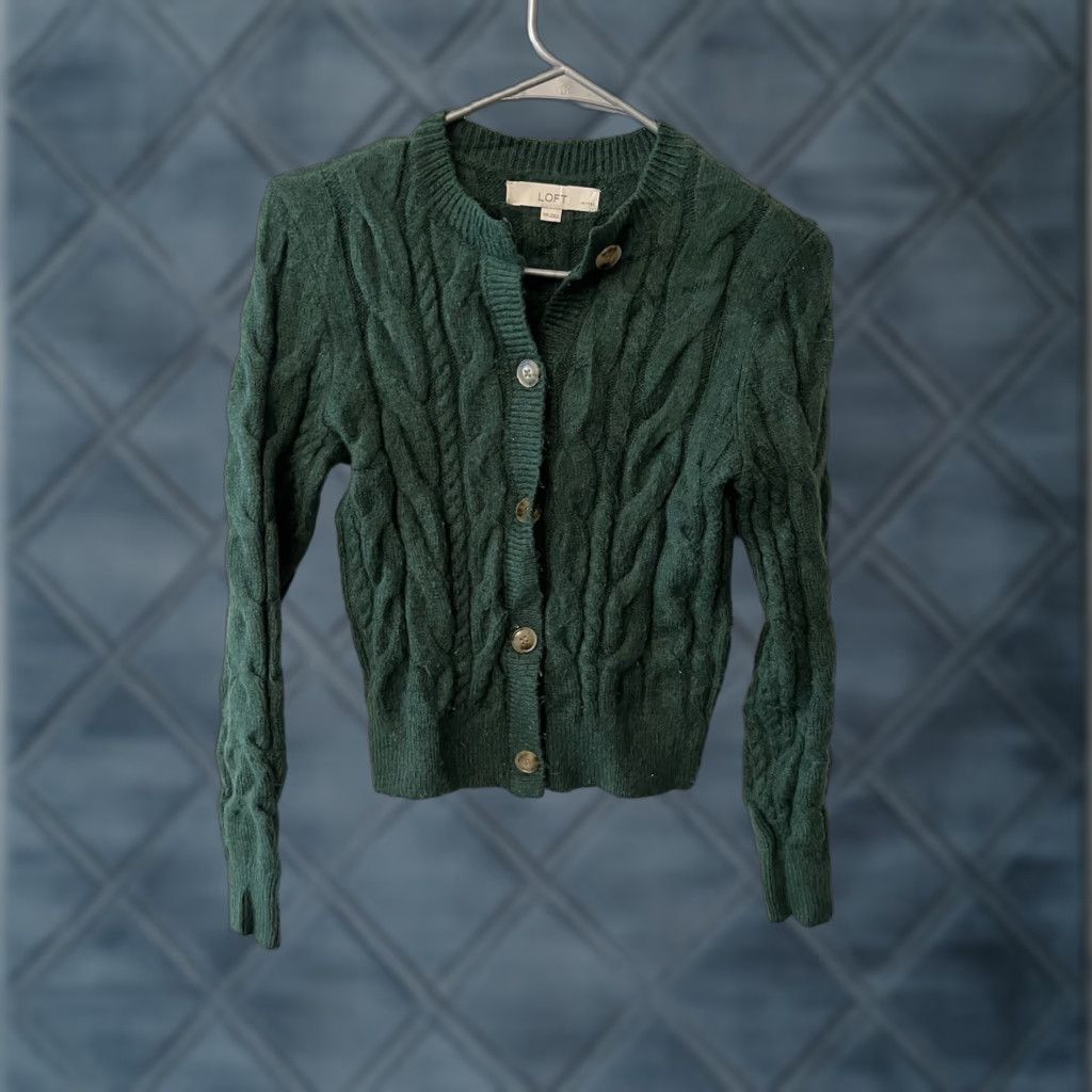 Loft LOFT Cardigan Sweater Green Cable Knit Button Front Size XSP Women’s Size XS / US 0-2 / IT 36-38 - 1 Thumbnail