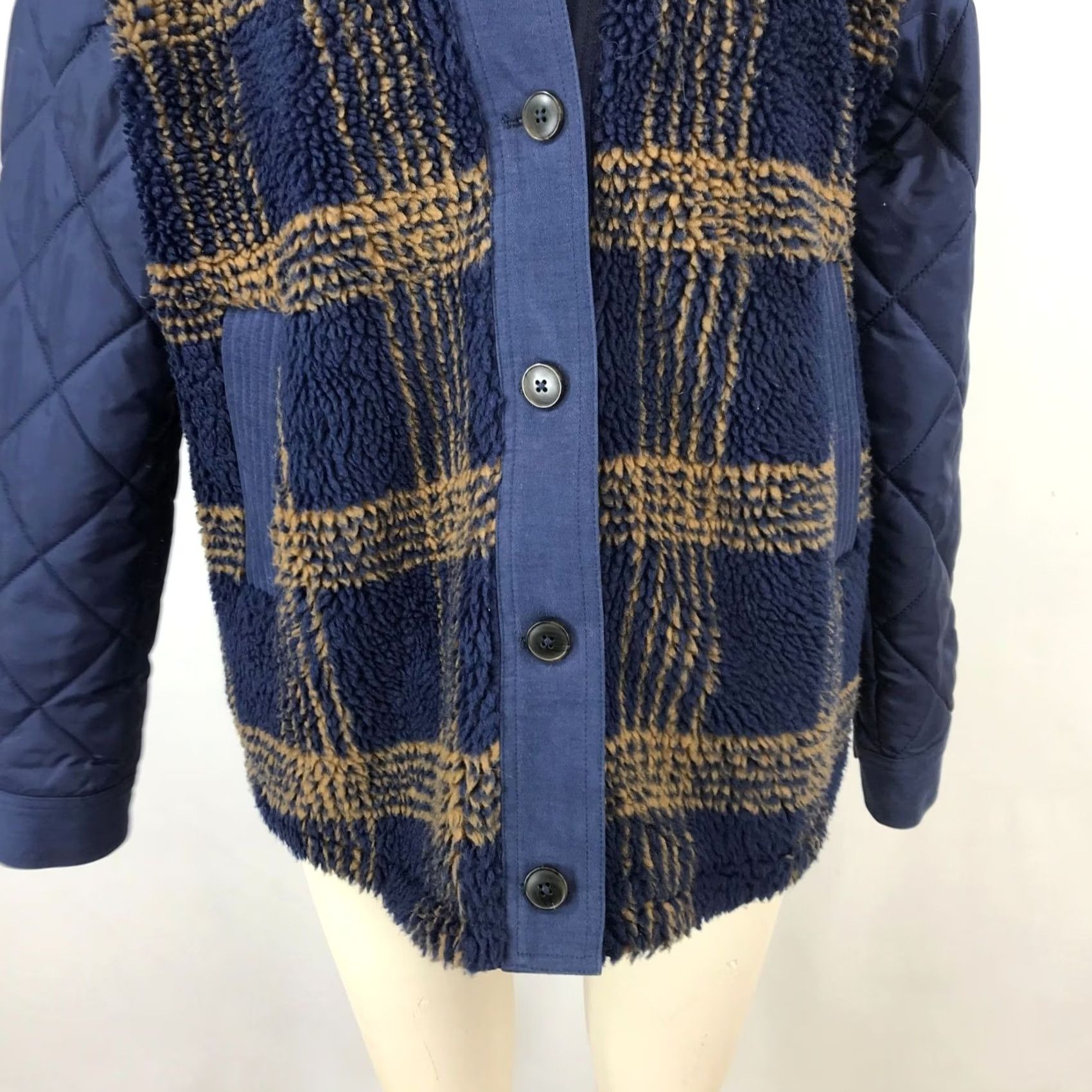 Vintage VINTAGE CARVE DESIGNS NAVY BLUE TAN FLEECE BUTTON UP SHIRT JACKET Womens LARGE Size L / US 10 / IT 46 - 3 Thumbnail