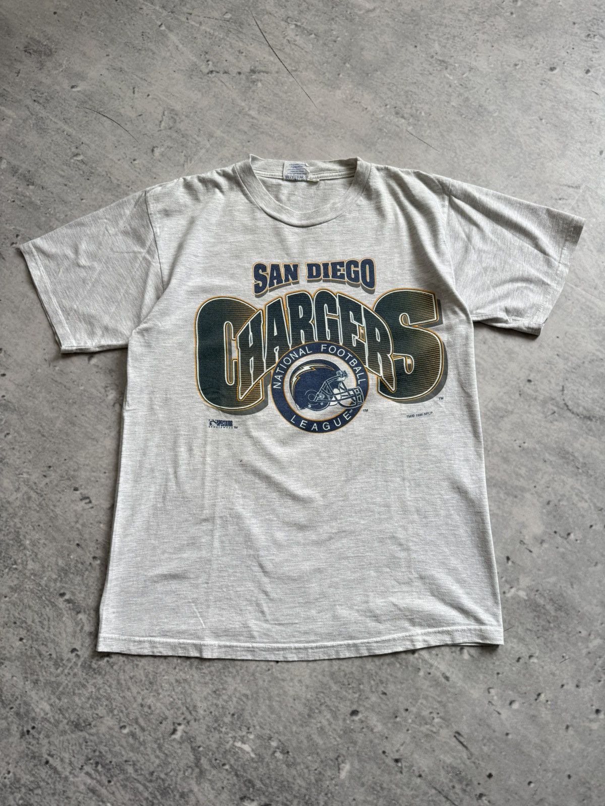 Logo 7 × NFL × Vintage Vintage San Diego Chargers Shirt 1995 Football Graphic Tee Size US L / EU 52-54 / 3 - 1 Thumbnail