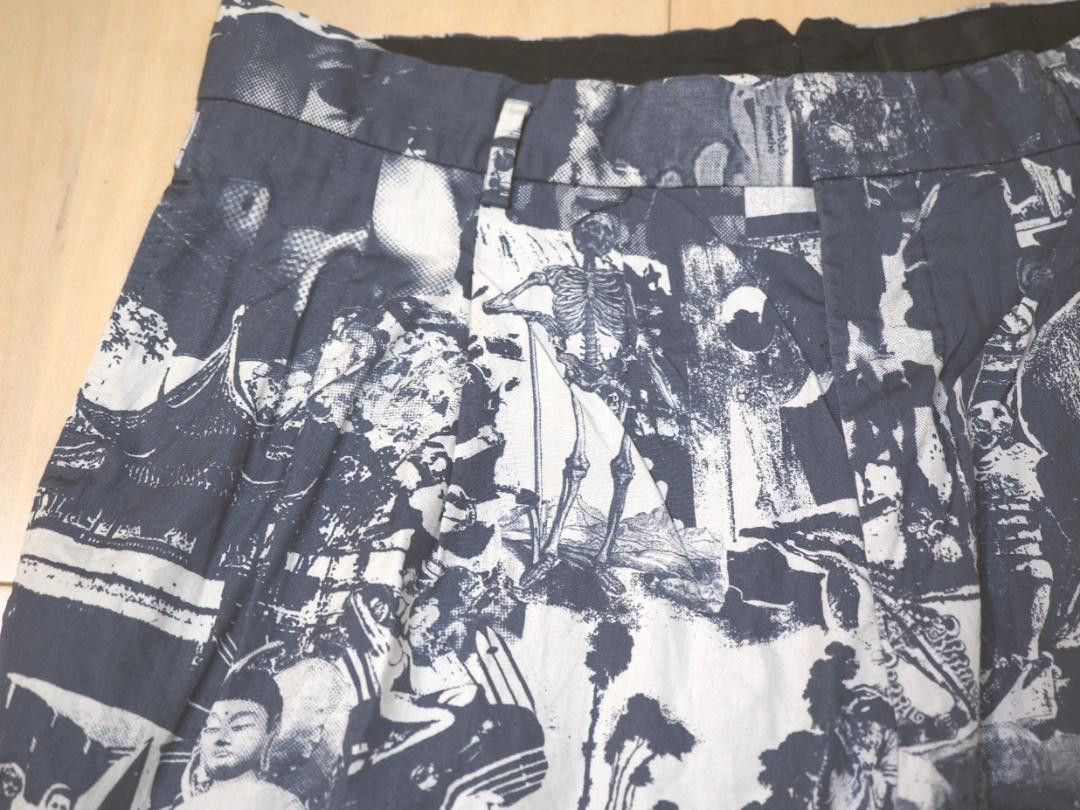 Alexander McQueen Alexander McQueen SS 08 " picture collage" tailored shorts Size US 32 / EU 48 - 6 Thumbnail