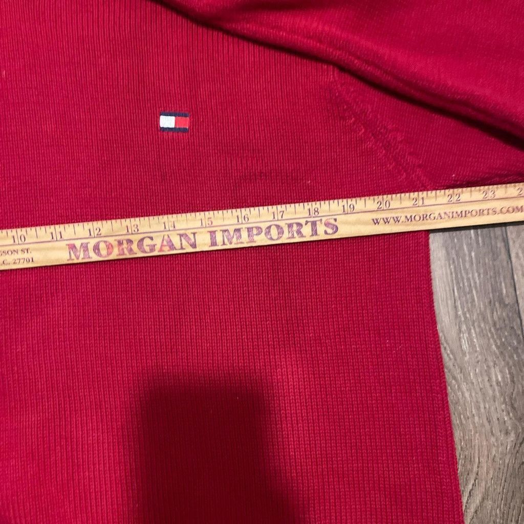 Tommy Hilfiger Tommy Hilfiger red vtg V-neck sweater size medium Size M / US 6-8 / IT 42-44 - 3 Thumbnail