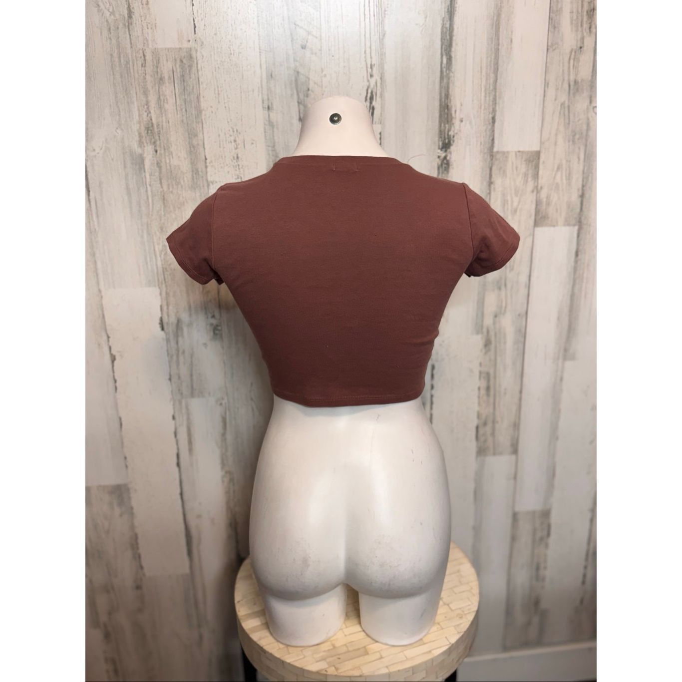 Garage Garage Brown “Wanted” Graphic Cropped Tee – Size Medium Size M / US 6-8 / IT 42-44 - 4 Thumbnail