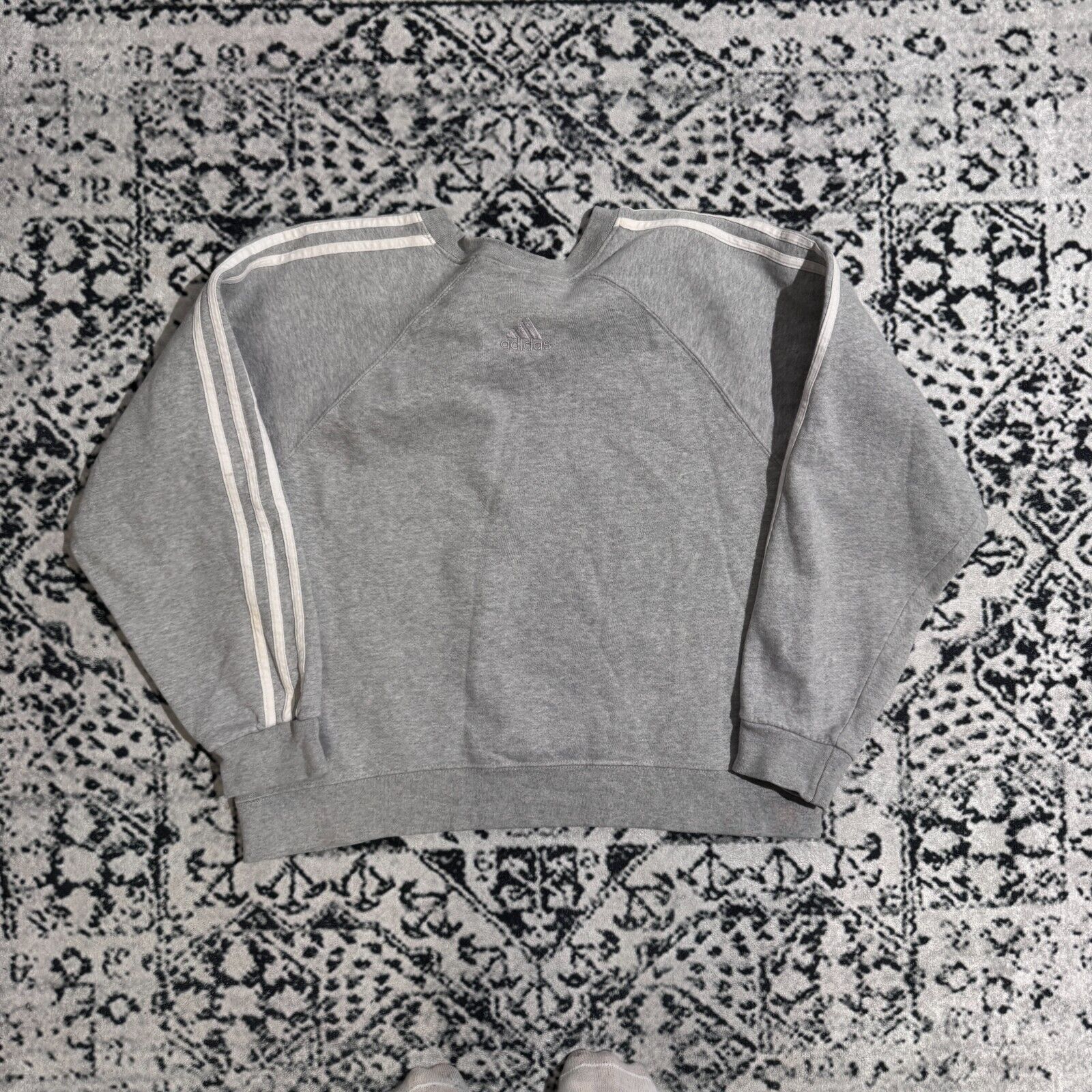 Adidas × Vintage Vintage Adidas Women's Gray Cotton Crewneck Size L Size US L / EU 52-54 / 3 - 7 Thumbnail