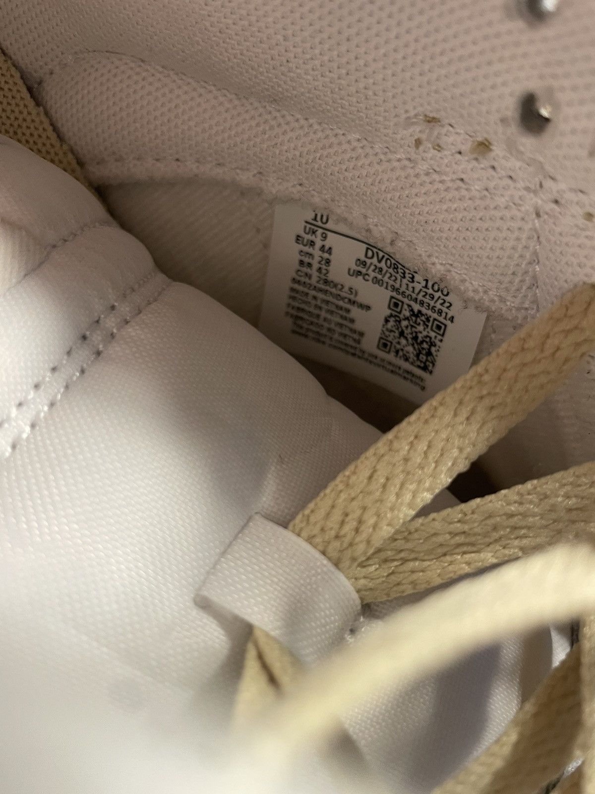 Nike Nike Dunk Low Retro “Team Gold” Size US 10 / EU 43 - 6 Thumbnail