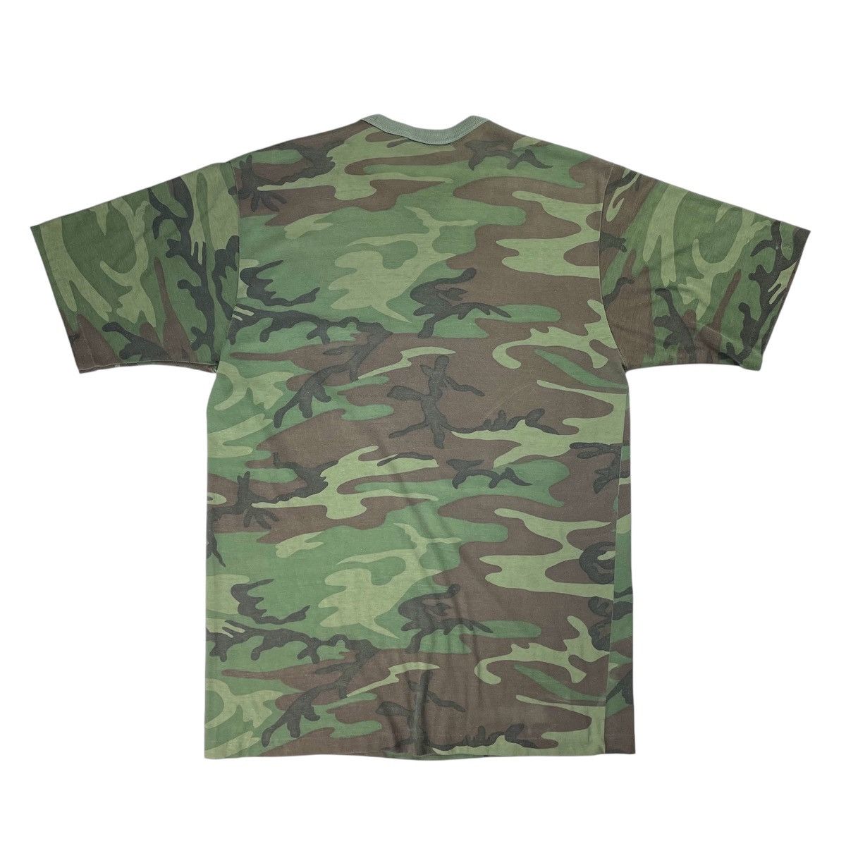 Vintage VINTAGE 70'S CAMO POCKET T-SHIRT Size US L / EU 52-54 / 3 - 3 Thumbnail