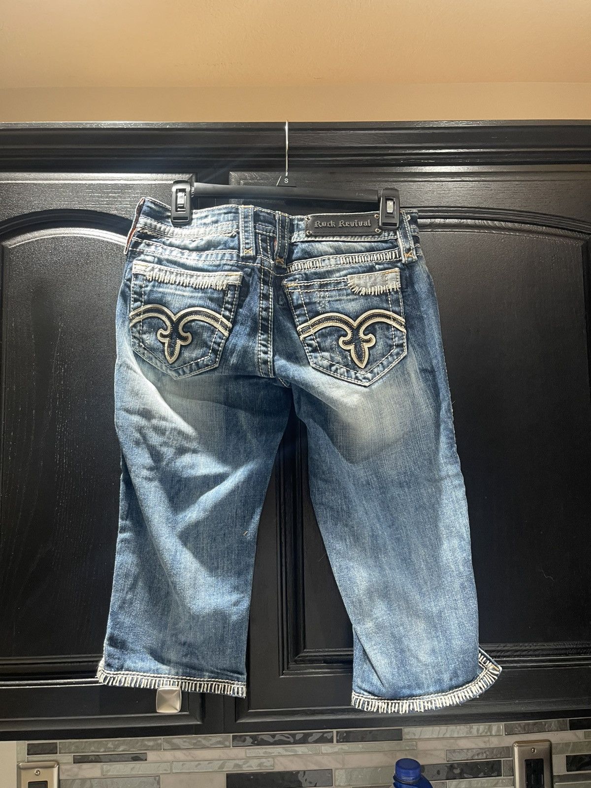 Rock Revival Rock Revival Women’s Sz 27 Karla Capri Distressed Jeans Size 27" / US 4 / IT 40 - 2 Thumbnail