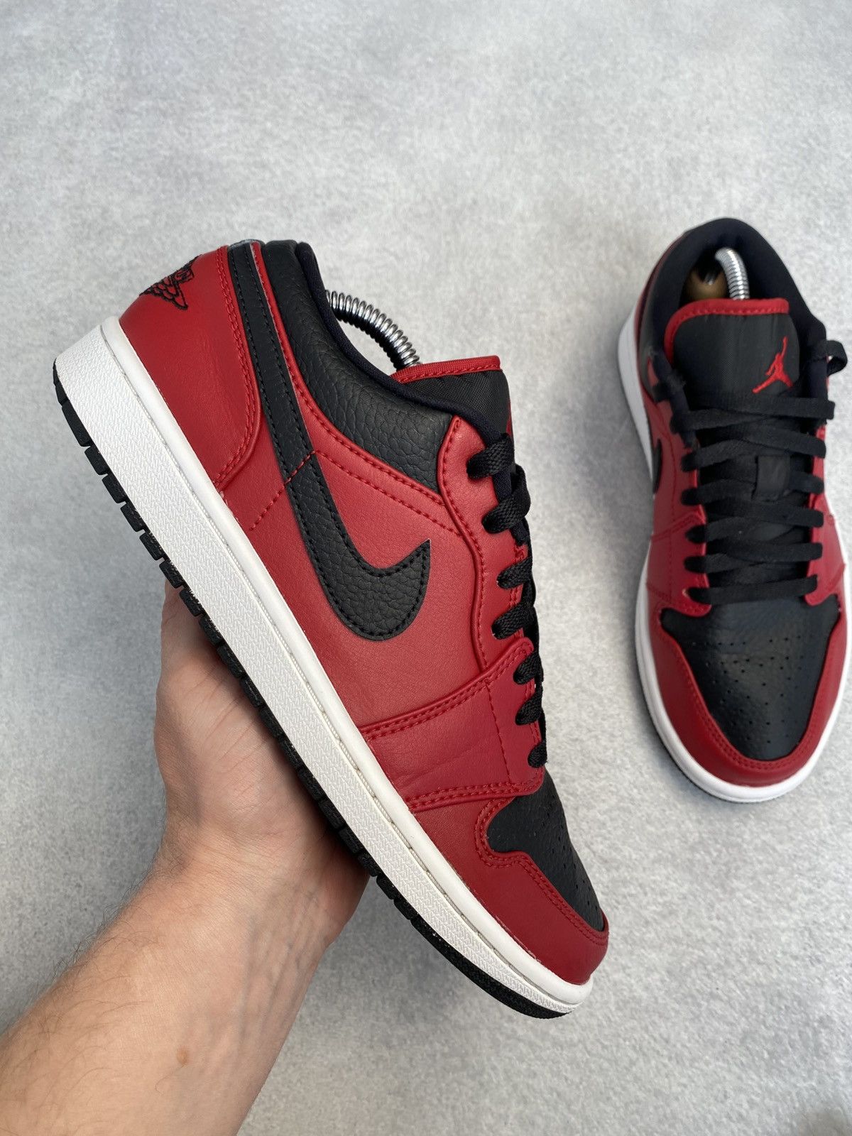 Jordan Brand Nike Air Jordan 1 Low Reverse Bred Gym Red/Black 553558-605 Size US 8 / EU 41 - 5 Thumbnail