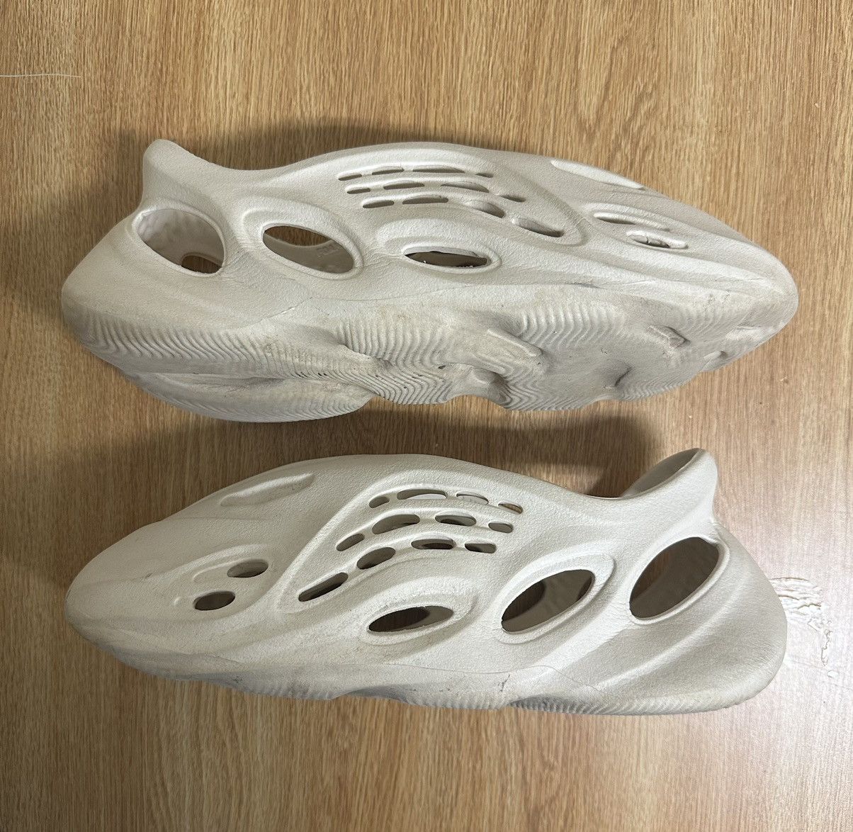 Adidas × Kanye West Sand Foam Runner OG release Size US 11 / EU 44 - 1 Thumbnail