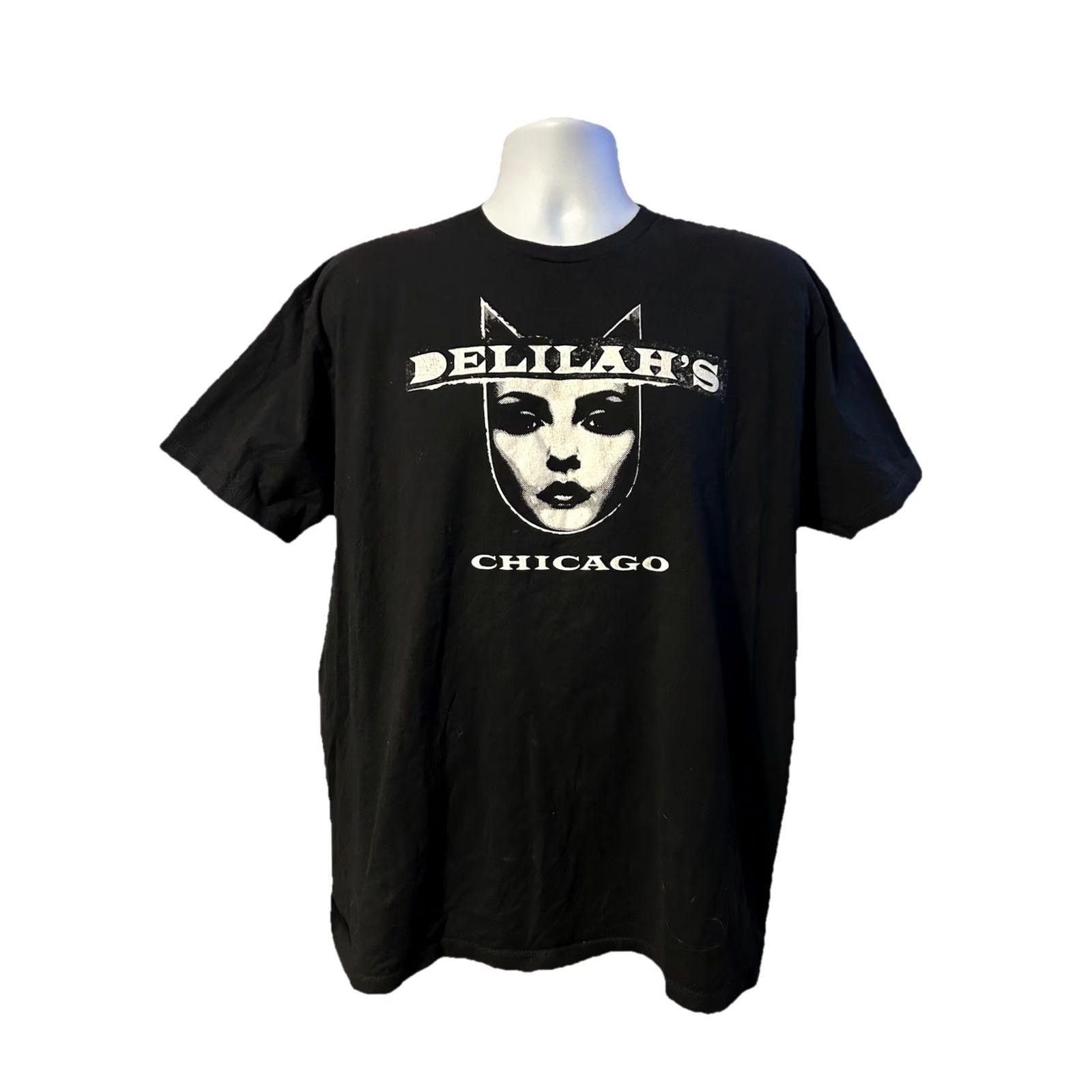 Vintage VTG Delilah’s Chicago Whiskey Punk Metal Bar Shirt XL Fits Large Allstyle Tag Shirt Mens Black Short Sleeve Crew neck Rock Band 2000s Size US L / EU 52-54 / 3 - 2 Thumbnail