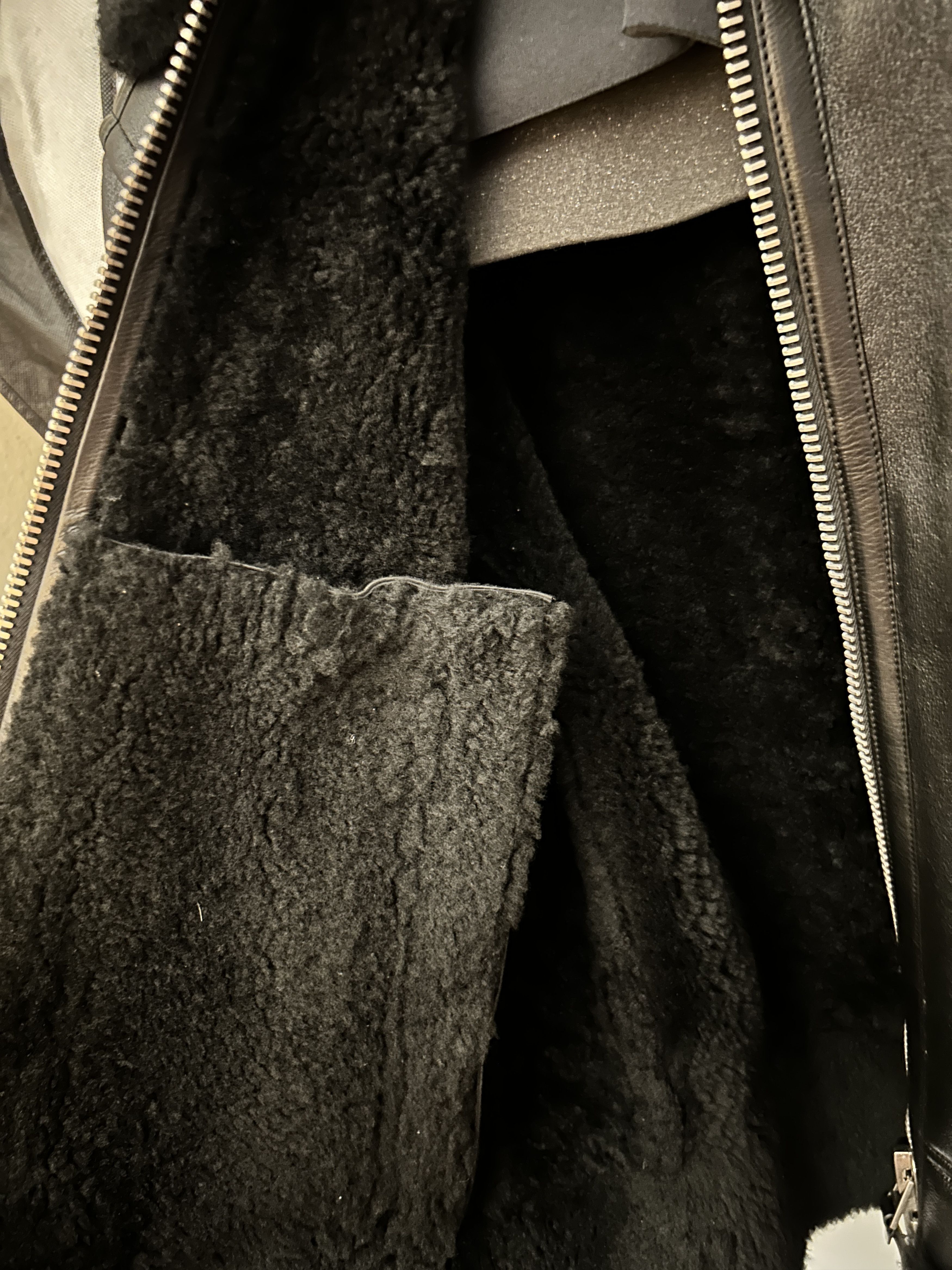 Tom Ford SHEARLING LINED AVIATOR LEATHER JACKET BLACK SIZE IT 48 Size US M / EU 48-50 / 2 - 6 Thumbnail