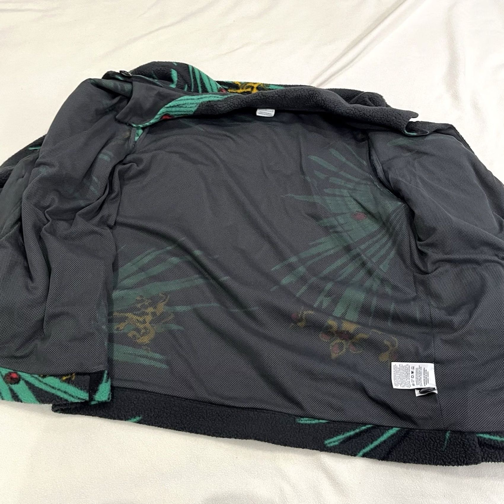 Nike Nike Lebron James Jacket L Men Multicolor Fleece Button-Up Sherpa Pockets 70s Sports DA6707-070 Size US L / EU 52-54 / 3 - 3 Thumbnail