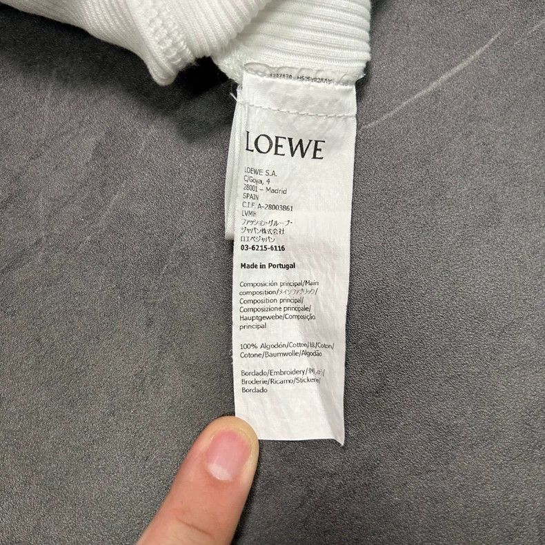 Loewe Loewe Small LOGO stripes on the long sleeves of the chest Size S / US 4 / IT 40 - 7 Thumbnail