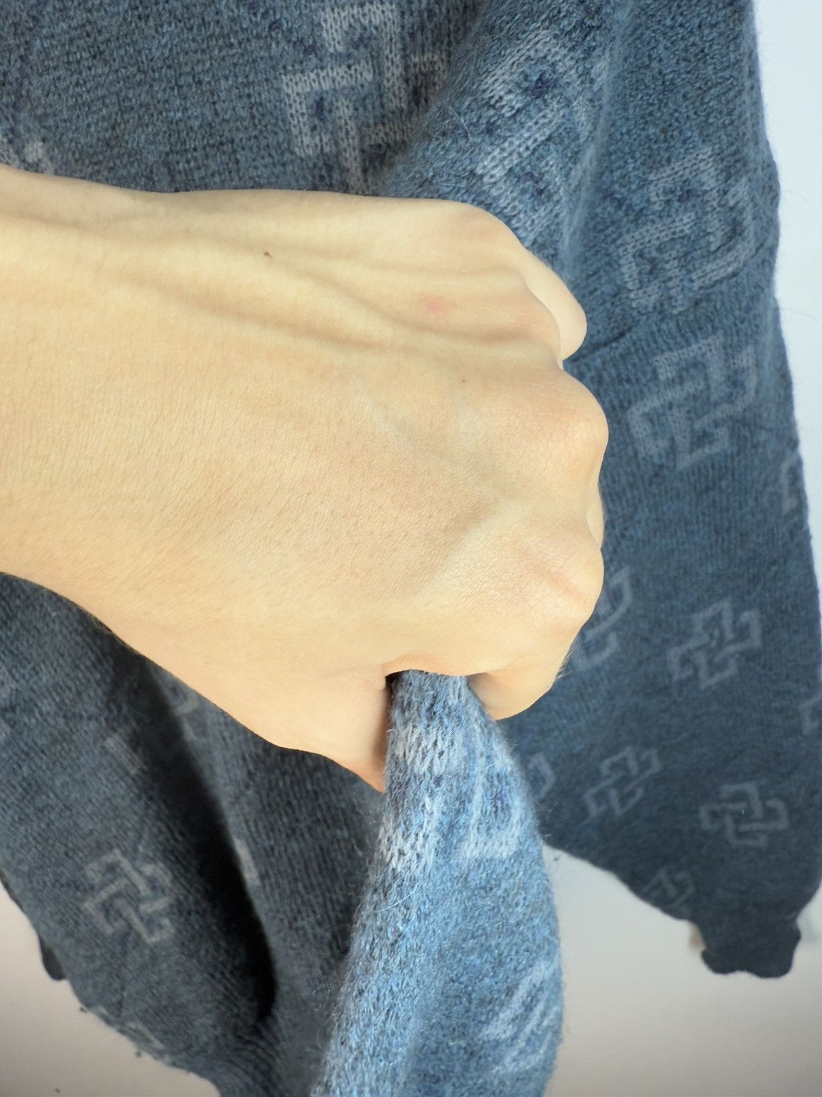 Yves Saint Laurent 1990s YSL Sweater Wool Soft Knitted Vintage Sweatshirt Size US XL / EU 56 / 4 - 10 Thumbnail