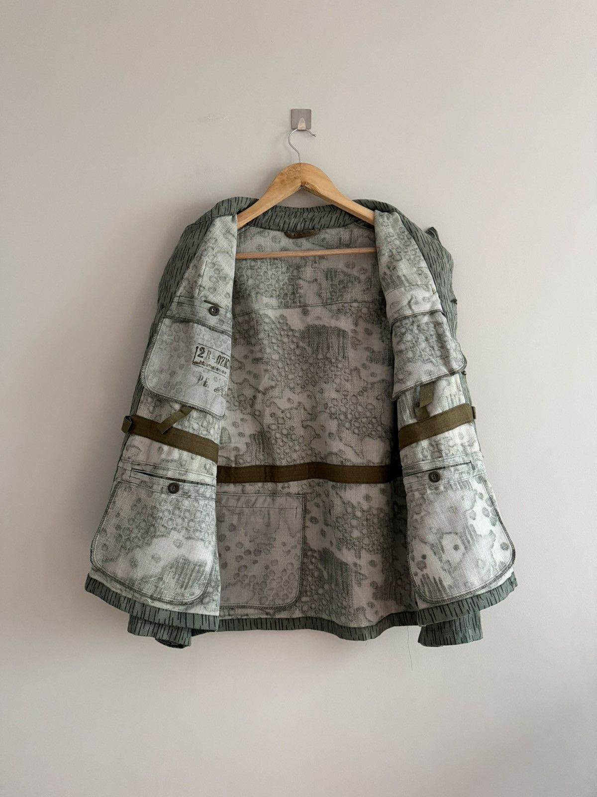 Vintage Vintage Military Rain Camo Field Jacket Size US L / EU 52-54 / 3 - 7 Thumbnail
