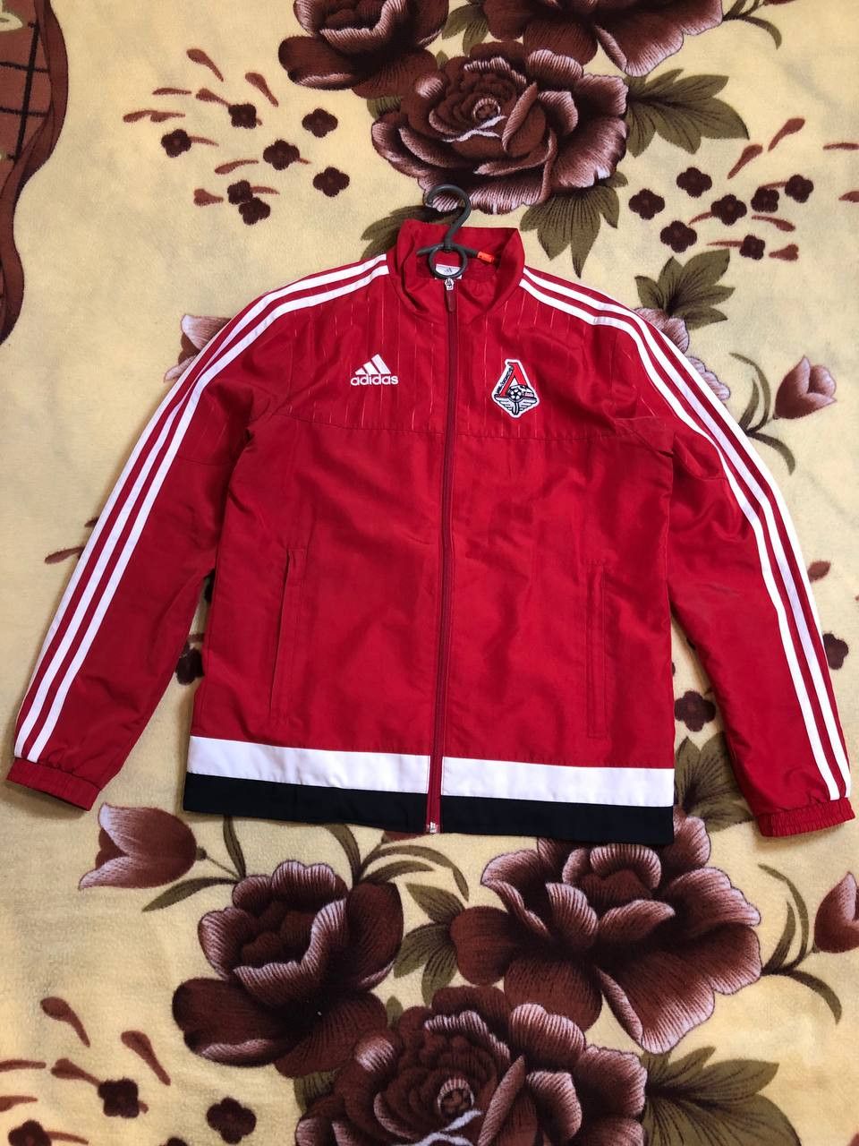 Adidas vintage Adidas logo Y2K jacket red Streetwear Size US S / EU 44-46 / 1 - 1 Thumbnail
