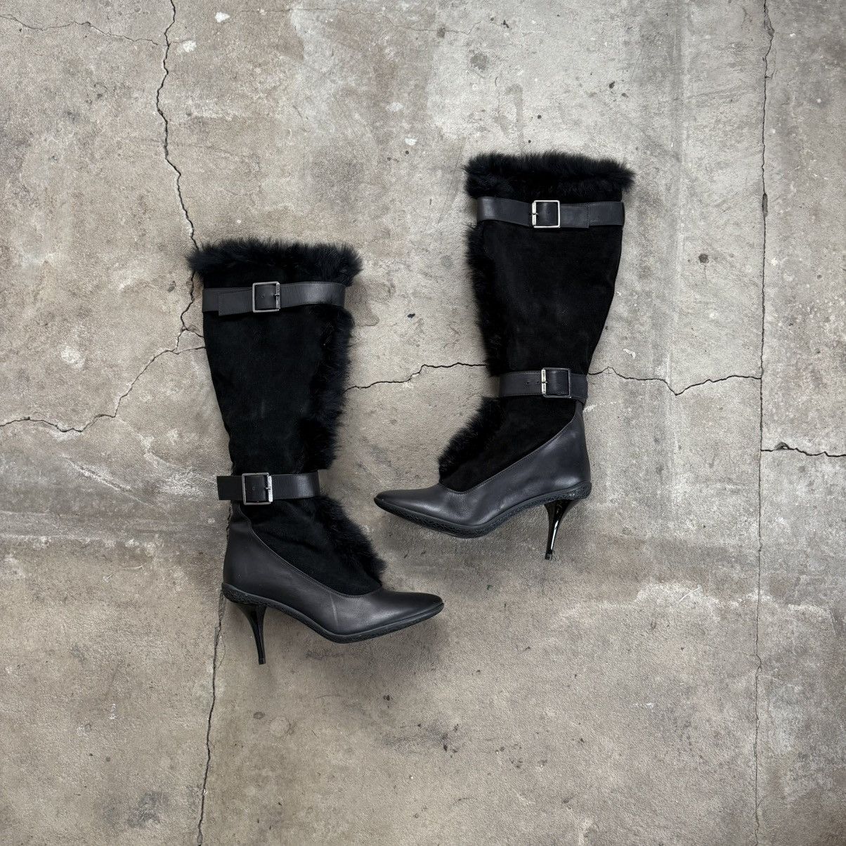 DKNY DKNY Knee High Leather Boots With Heels Rabbit Fur Straps Size US 8 / IT 38 - 1 Thumbnail