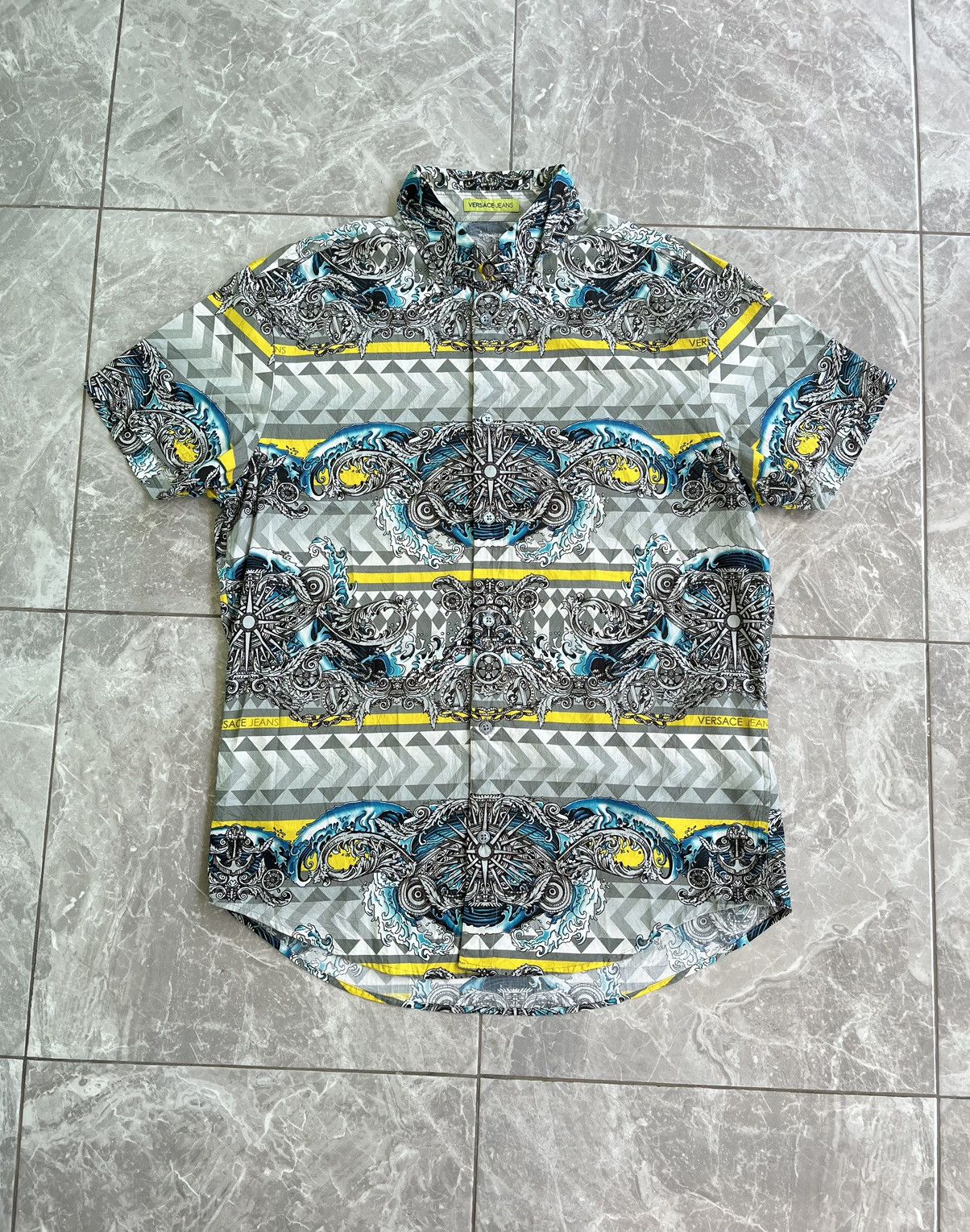 Versace Versace Jeans Full Print Button Shirt Size US M / EU 48-50 / 2 - 1 Thumbnail