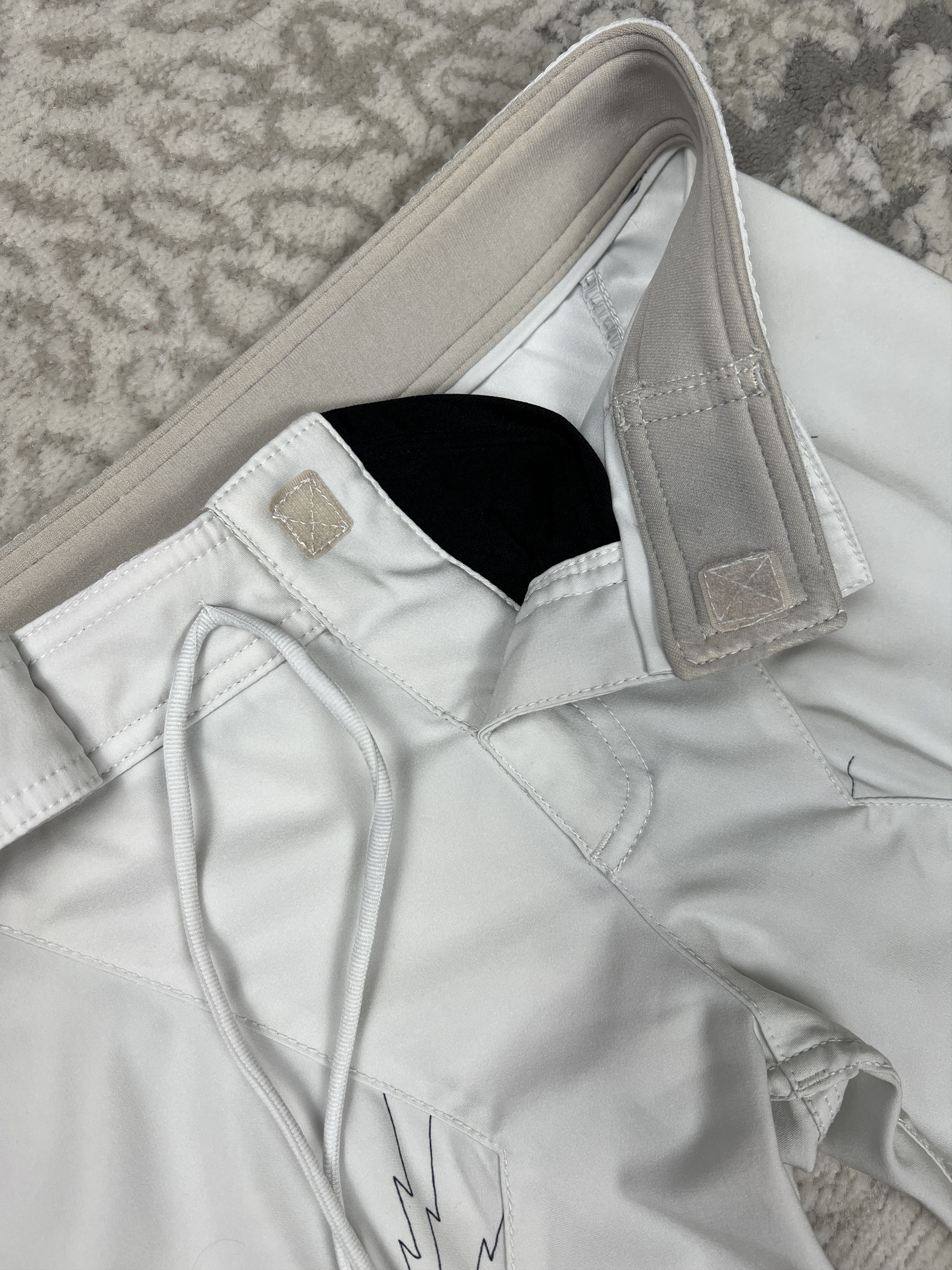 Alpinestars Alpinestars Graphic Skull Shorts White (Size 1) Size US 28 / EU 44 - 7 Thumbnail