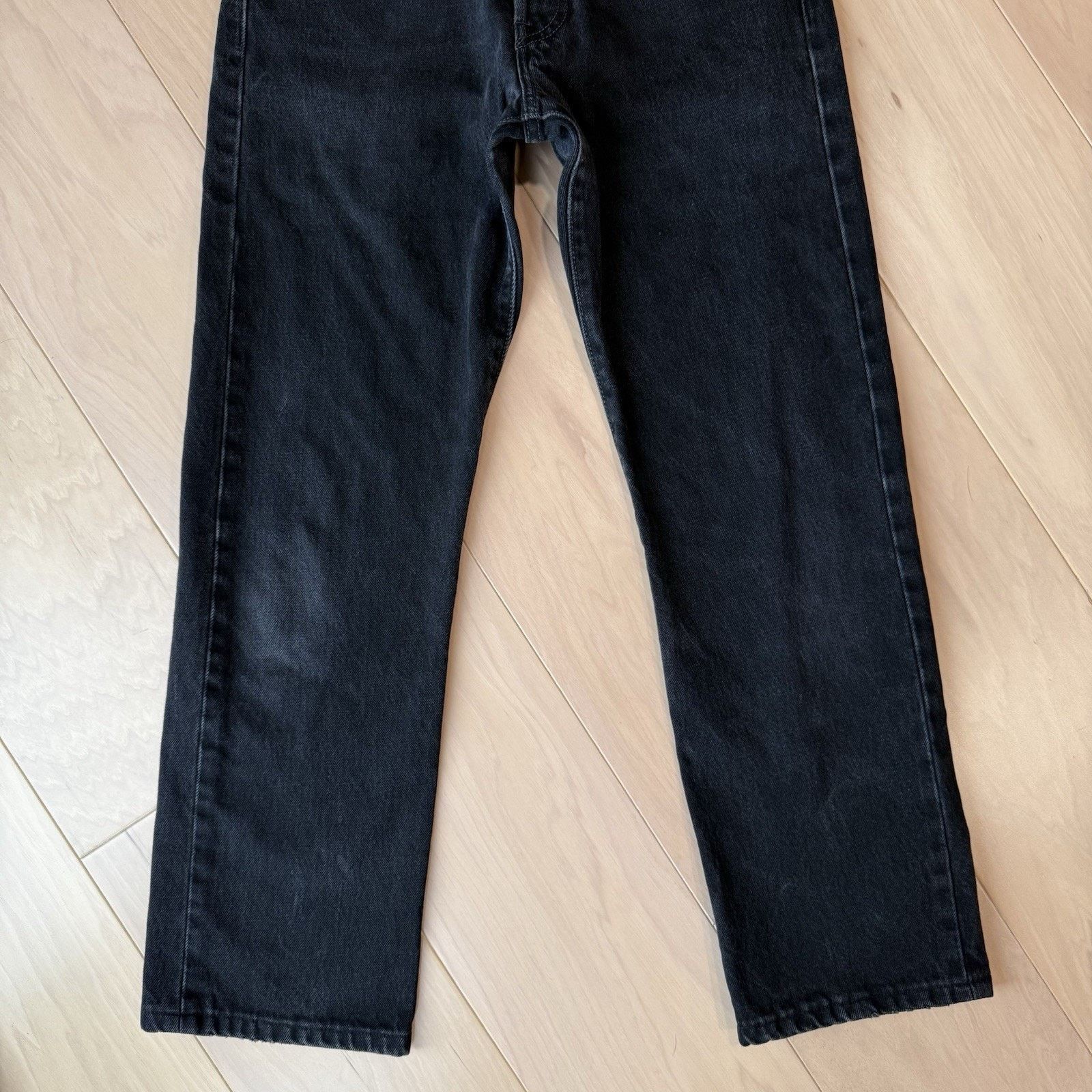 Levi's × Vintage Vintage Levis 501 Jeans 28 Black 90s Straight Leg Workwear Size US 28 / EU 44 - 4 Thumbnail