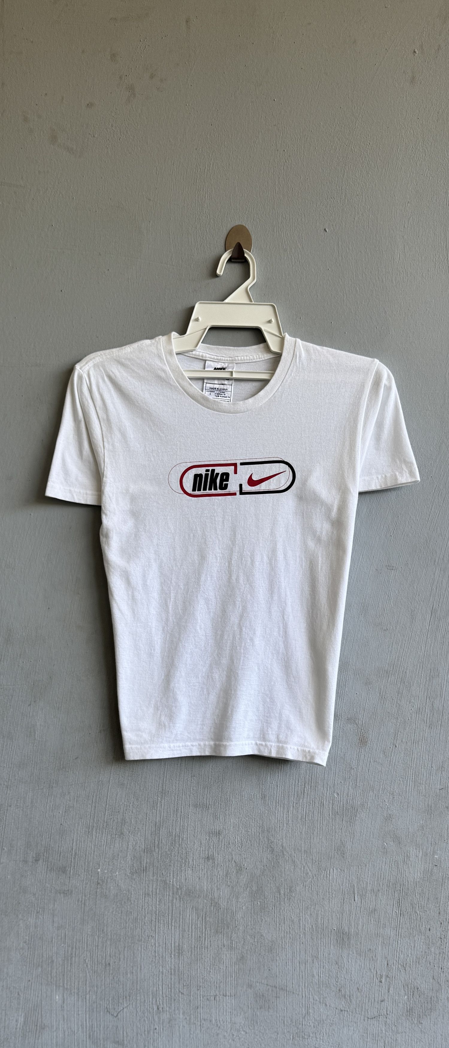 Nike Nike Shirt Size S / US 4 / IT 40 - 1 Thumbnail