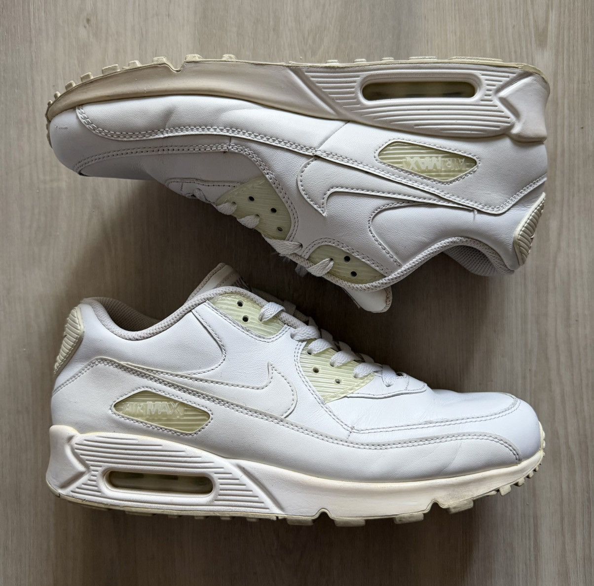 Nike Nike Air Max 90 White Leather Mens Size 9.5 Size US 9.5 / EU 42-43 - 1 Thumbnail