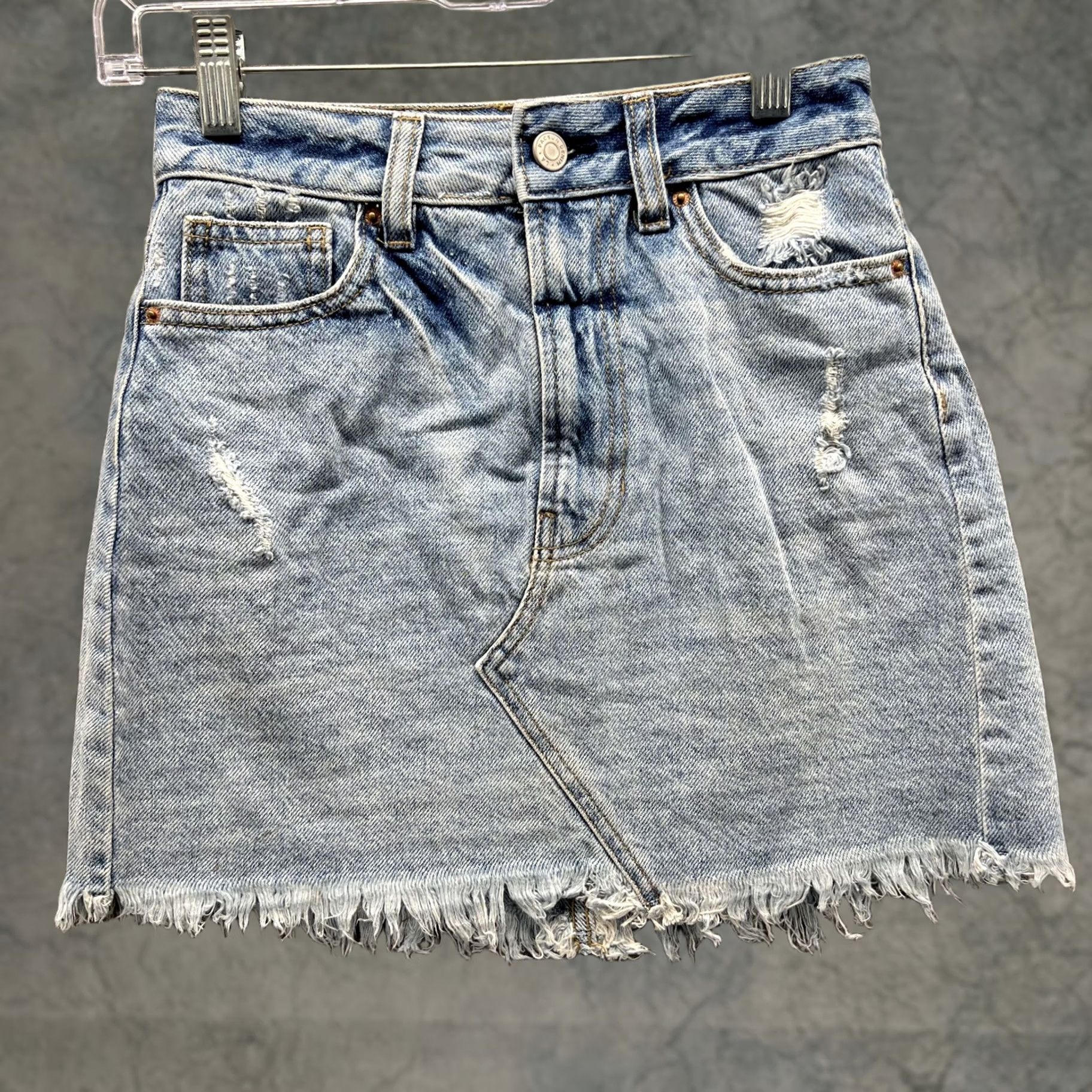 Pacsun VINTAGE PacSun Skirt Womens 23 Blue Denim Distressed Frayed Raw Hem Mini Casual Size 40" / US 18 - 1 Thumbnail