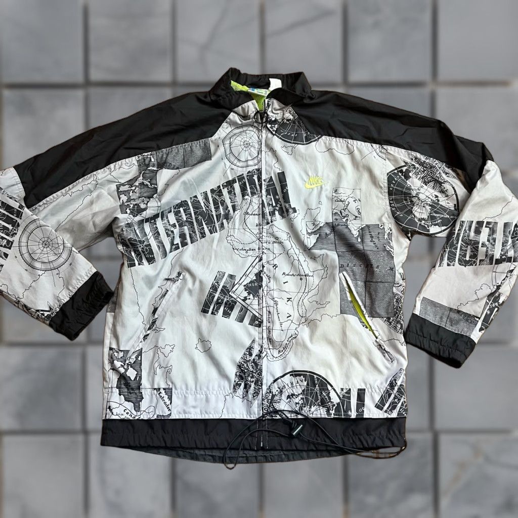 Nike VINTAGE Nike International All Over Print Windbreaker Jacket Mens Medium Gray Windbreaker 90s Modern Vintage Adidas Size US M / EU 48-50 / 2 - 1 Thumbnail