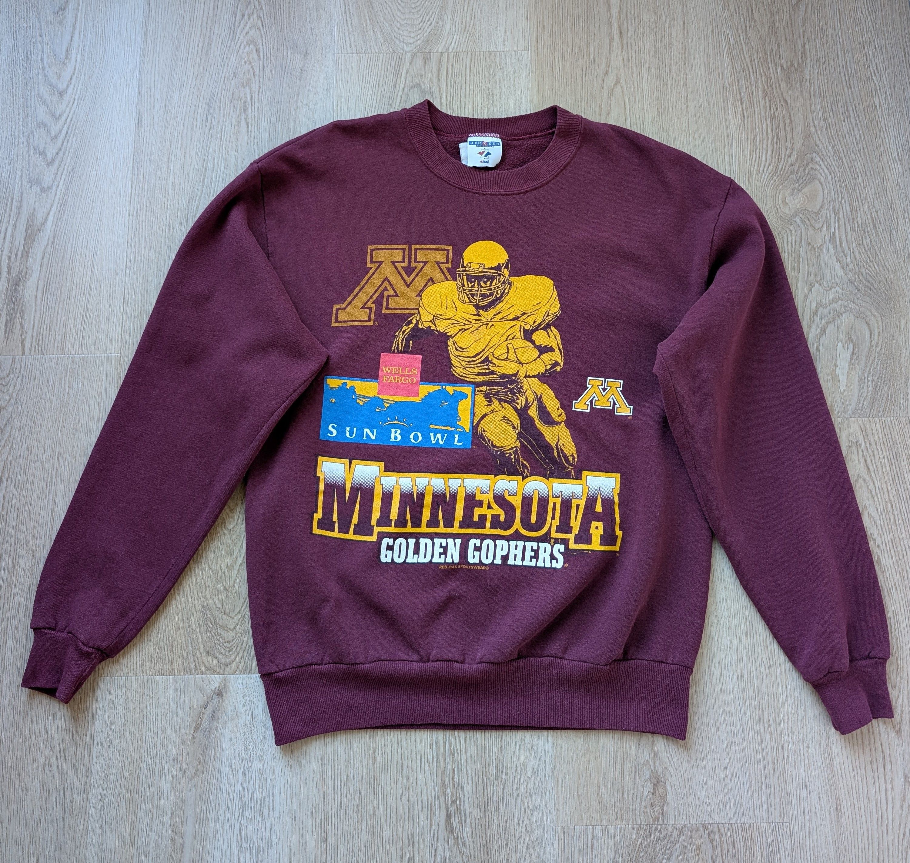 Vintage Rare 90's NCAA Minnesota Golden Gophers Sun Bbowl Sweatshirt Size US M / EU 48-50 / 2 - 1 Thumbnail