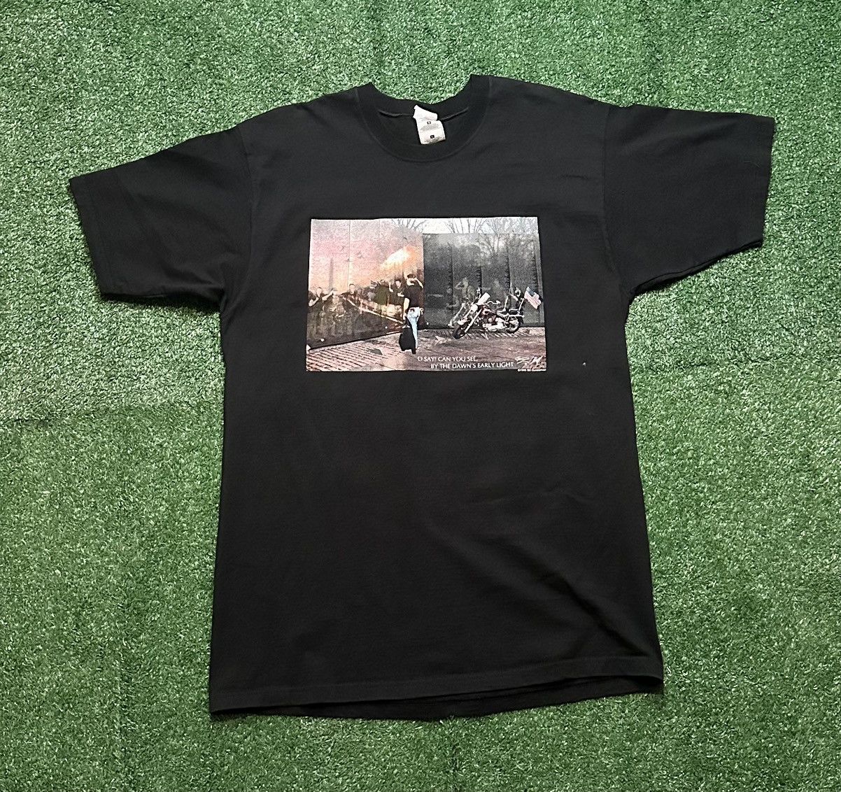 Fruit Of The Loom Vintage 1995 Bill Gunzelman Vietnam War Memorial Shirt Size US L / EU 52-54 / 3 - 1 Thumbnail