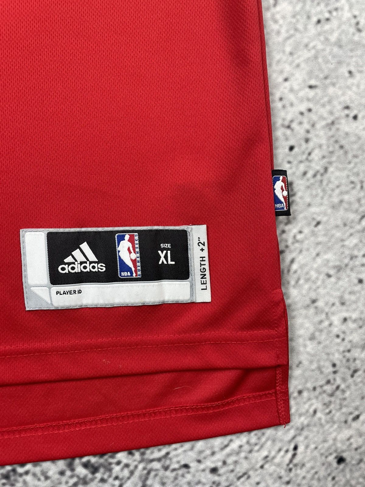 Adidas Adidas XL Chicago Bulls #9 Luol Deng 11/12 NBA Jersey OG Red Size US XL / EU 56 / 4 - 13 Thumbnail