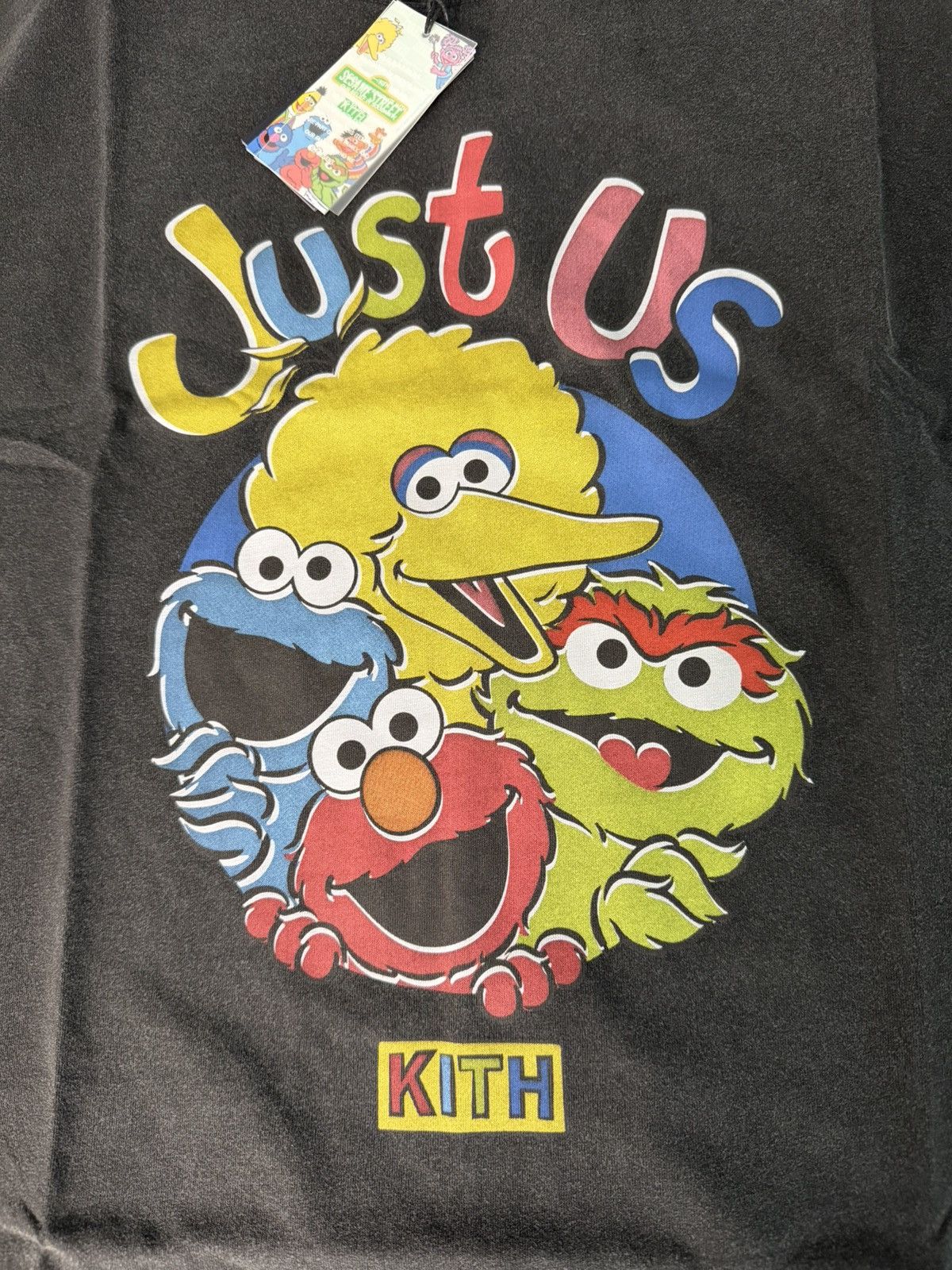 Kith Kith X Sesame Street just us T-shirt Size US L / EU 52-54 / 3 - 2 Thumbnail