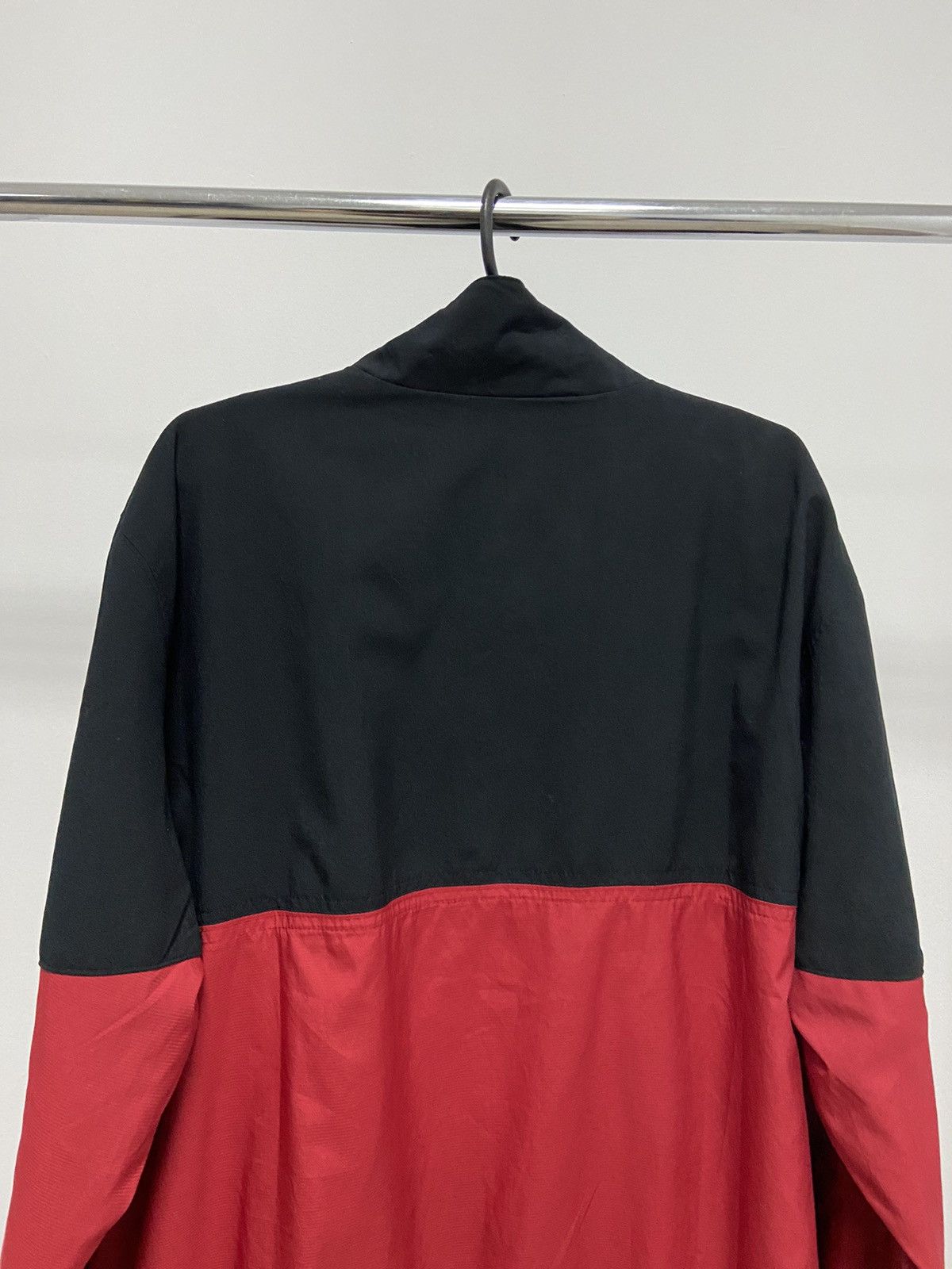 Nike × Vintage Nike Vintage Jacket Windbreaker Small Swoosh Logo 90s Size US L / EU 52-54 / 3 - 4 Thumbnail