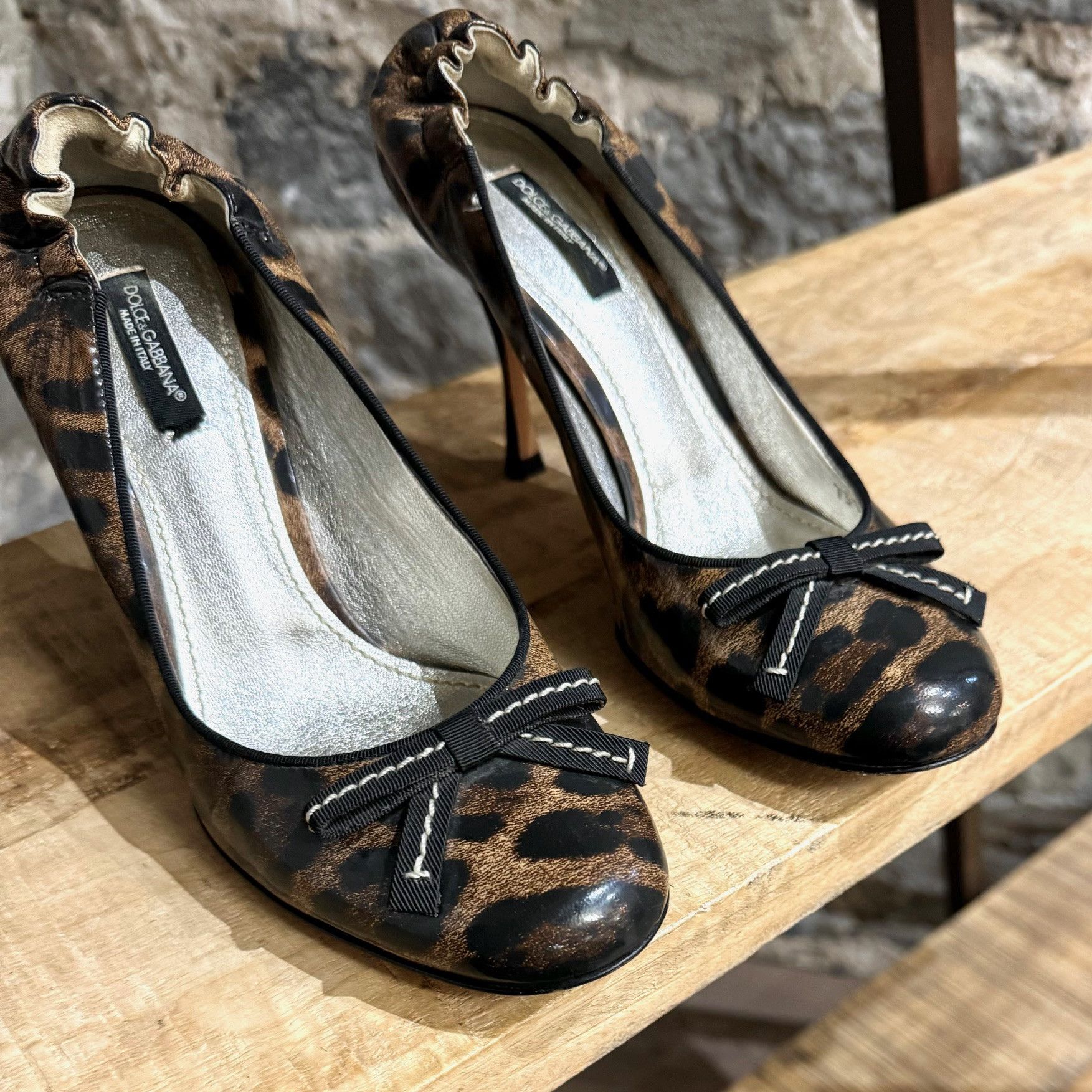 Dolce & Gabbana Dolce & Gabbana Leopard Patent Elastic Bow Pumps Size US 7.5 / IT 37.5 - 3 Thumbnail