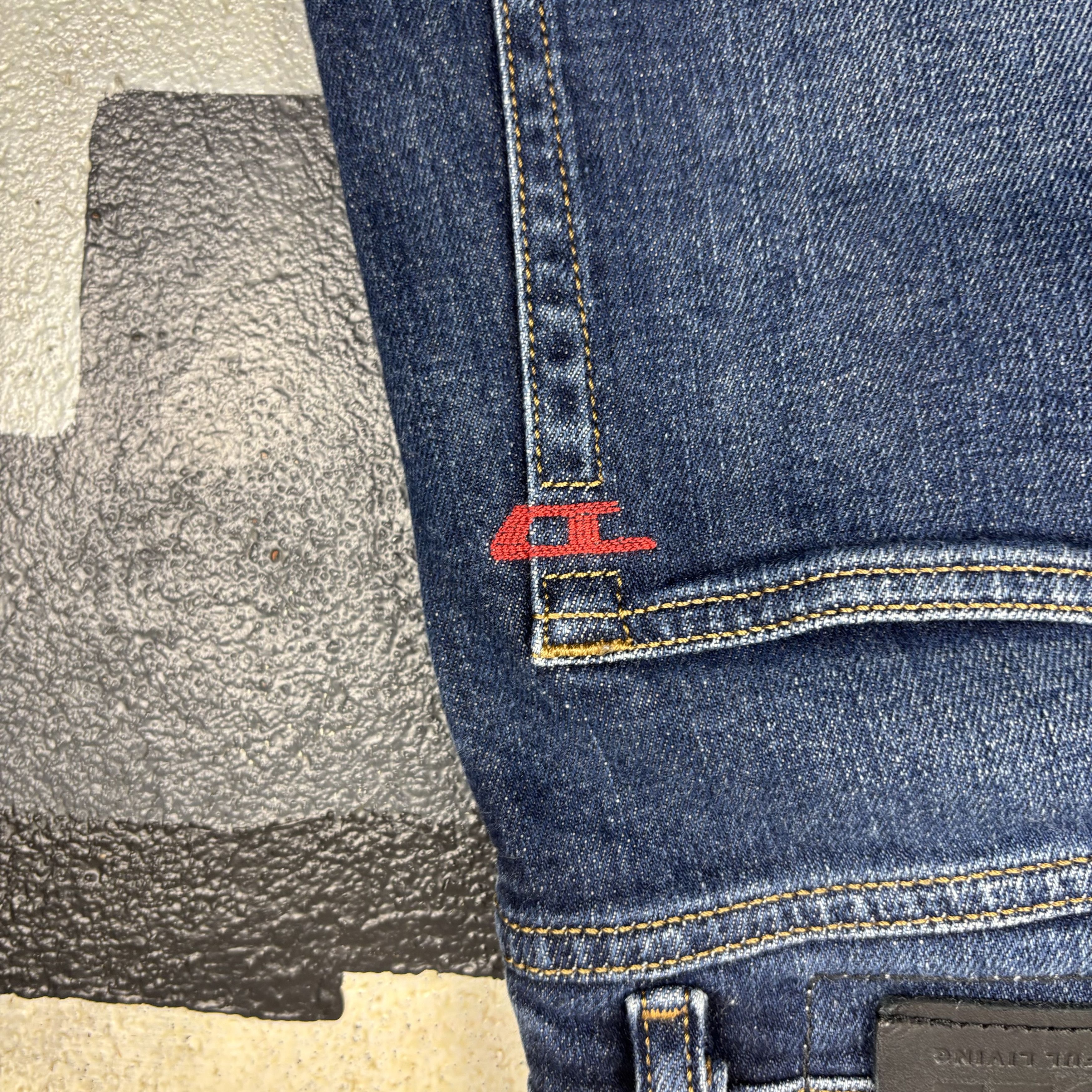 Diesel Diesel Jeans Size 31" - 6 Thumbnail