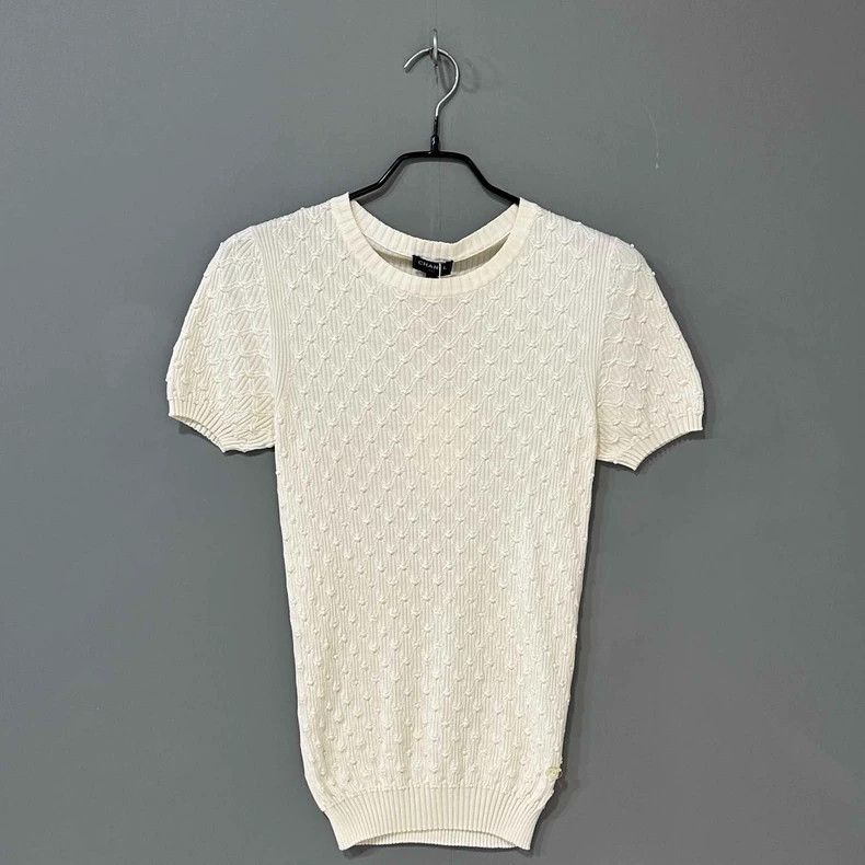 Chanel Chanel Small logo knitted short sleeves 2504-Nextarrow Size S / US 4 / IT 40 - 1 Thumbnail