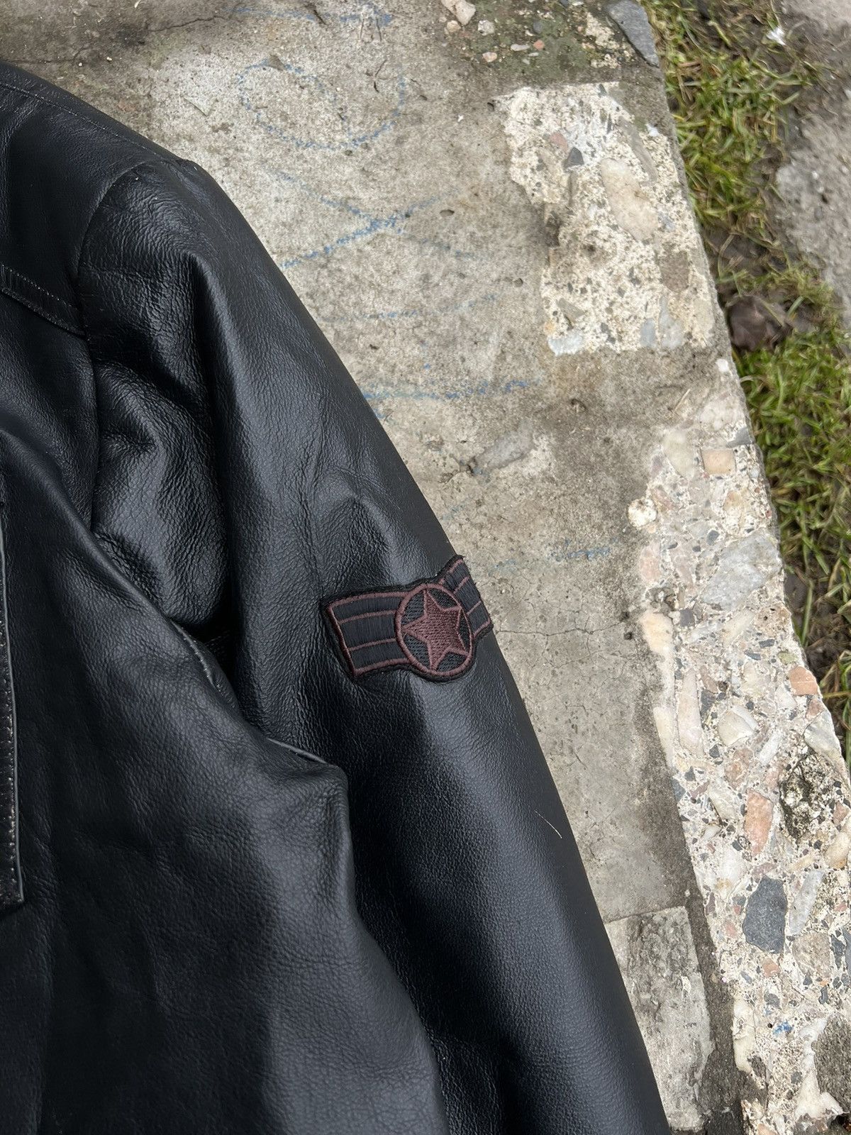 Vintage Vintage Boxy Genuine Leather Jacket Size US L / EU 52-54 / 3 - 5 Thumbnail