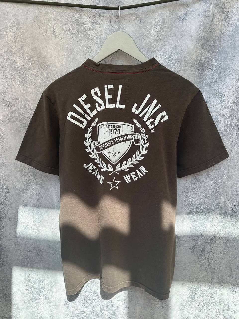 Diesel Diesel Vintage Denim Rare Crew Neck T-Shirt Tee Big Logo Size US XL / EU 56 / 4 - 3 Thumbnail