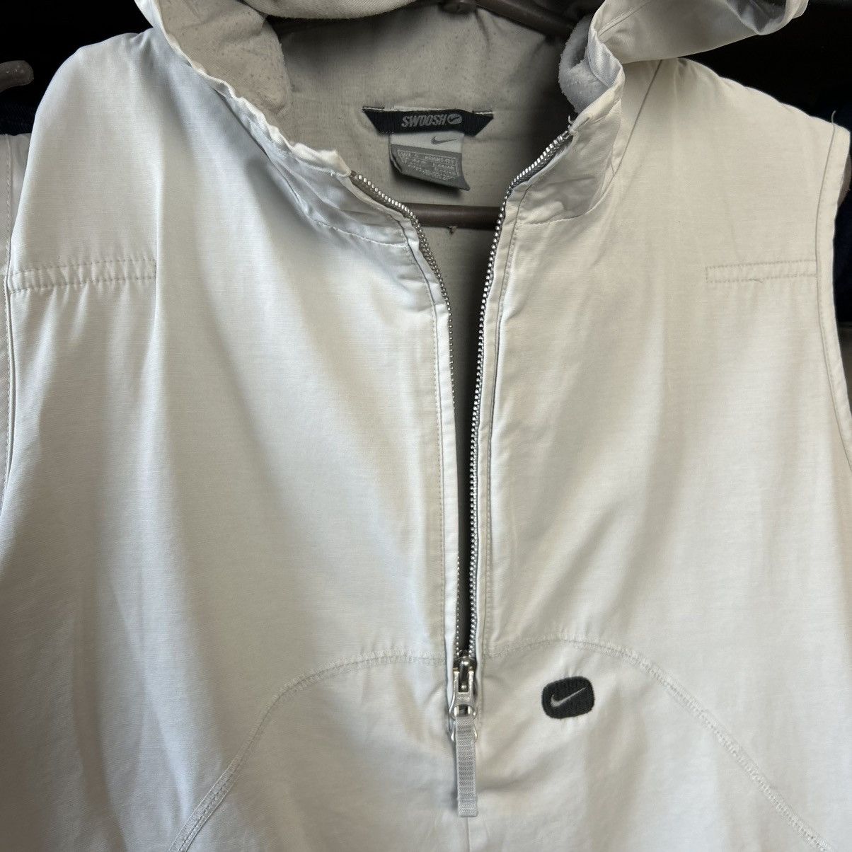 Nike Vintage Nike Swoosh 90’s Y2k japan streetwear vest size S Size US S / EU 44-46 / 1 - 6 Thumbnail