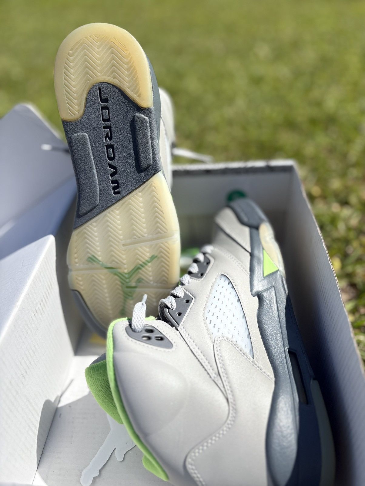 Jordan Brand × Nike Air Jordan 5 (GS) (2022) Size US 6.5 / EU 39-40 - 5 Thumbnail
